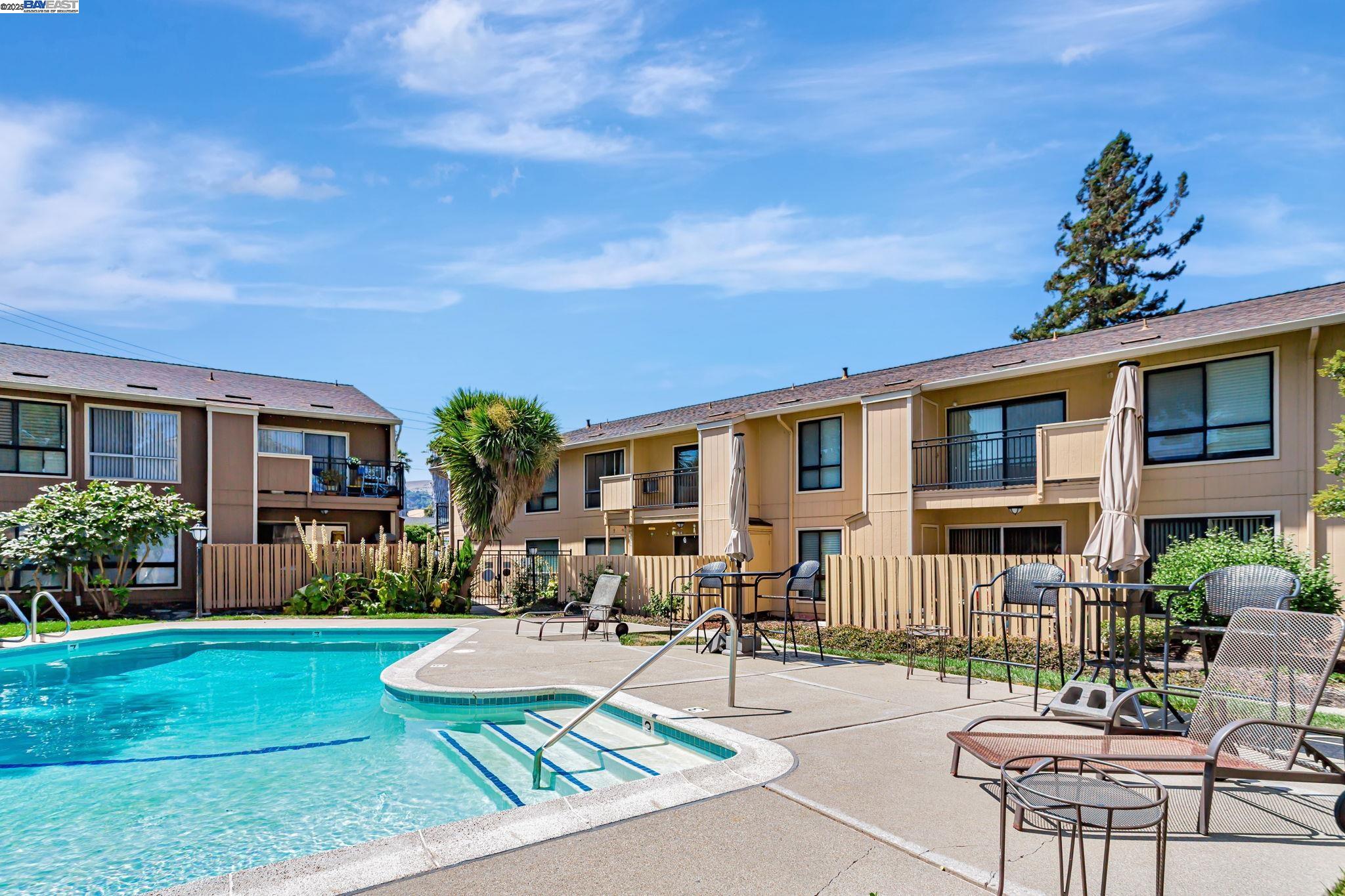Detail Gallery Image 31 of 42 For 8975 Alcosta Blvd #104,  San Ramon,  CA 94583 - 2 Beds | 1 Baths