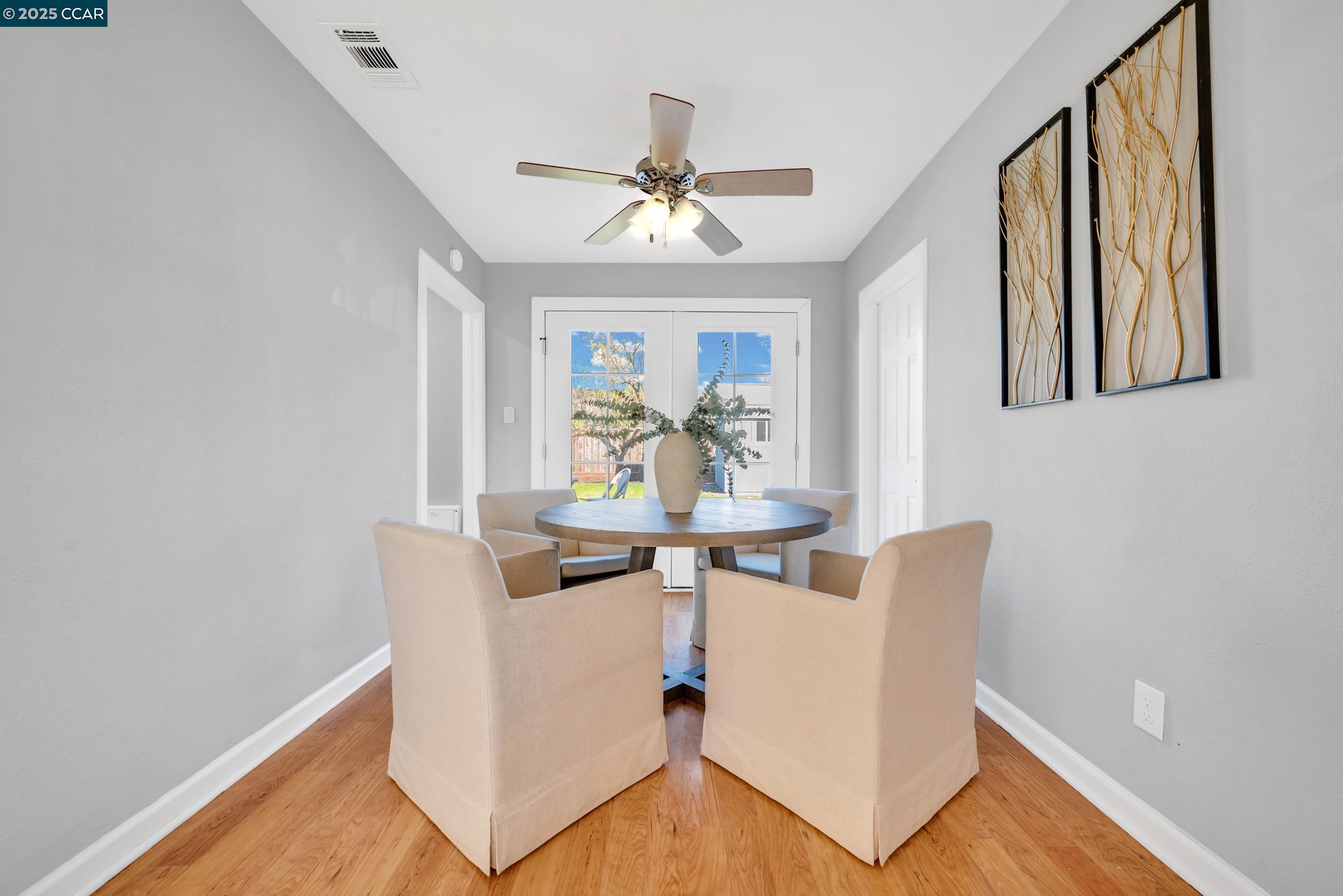 Detail Gallery Image 9 of 36 For 2774 Broadmoor Avenue, Concord,  CA 94520 - 3 Beds | 1 Baths