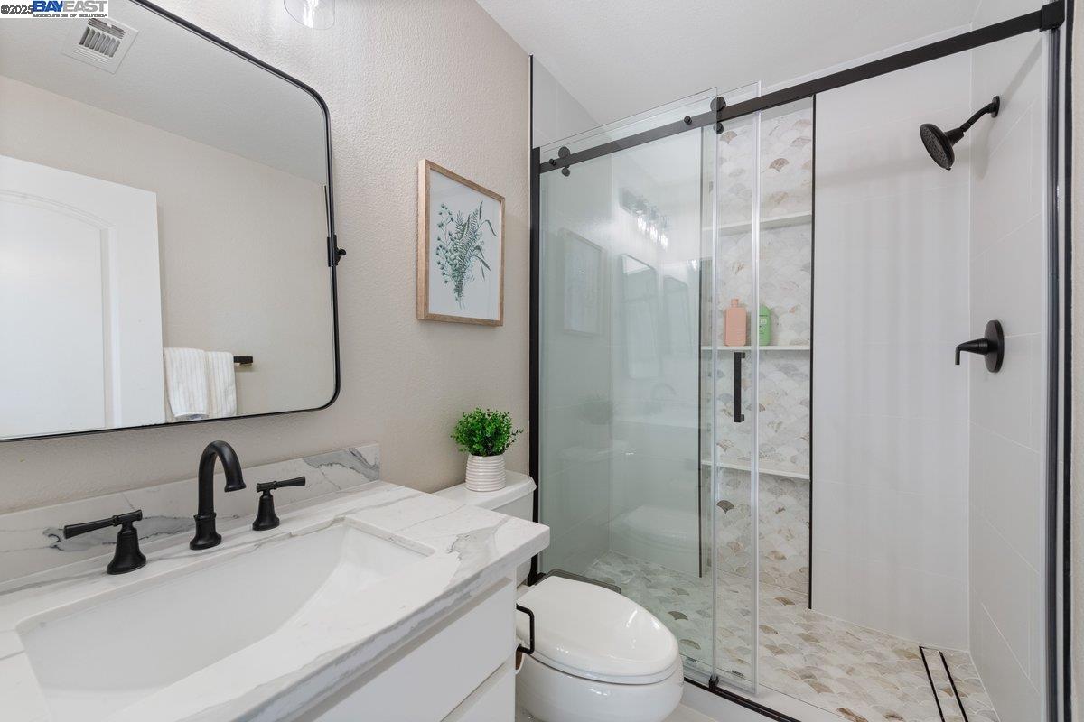 Detail Gallery Image 19 of 32 For 3717 Branding Iron Pl, Dublin,  CA 94568 - 3 Beds | 2/1 Baths