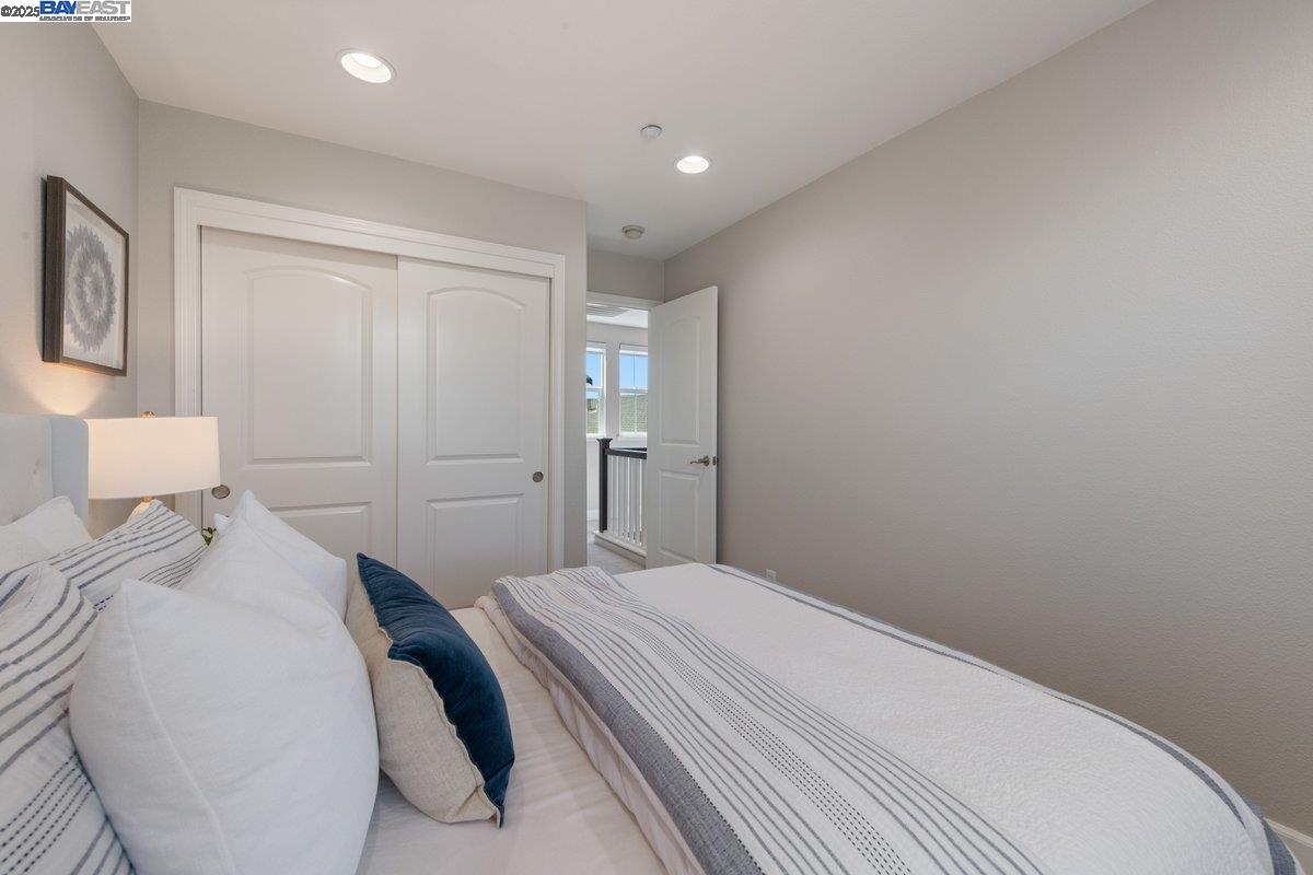 Detail Gallery Image 21 of 32 For 3717 Branding Iron Pl, Dublin,  CA 94568 - 3 Beds | 2/1 Baths