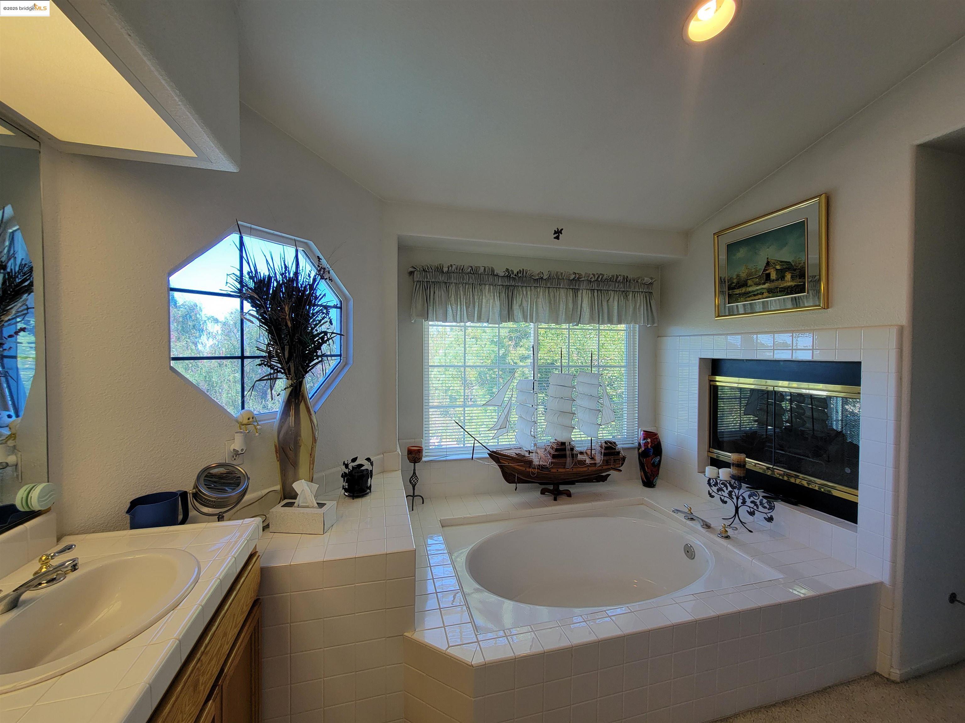 Detail Gallery Image 24 of 52 For 4729 Matterhorn Ct, Antioch,  CA 94531 - 5 Beds | 3 Baths