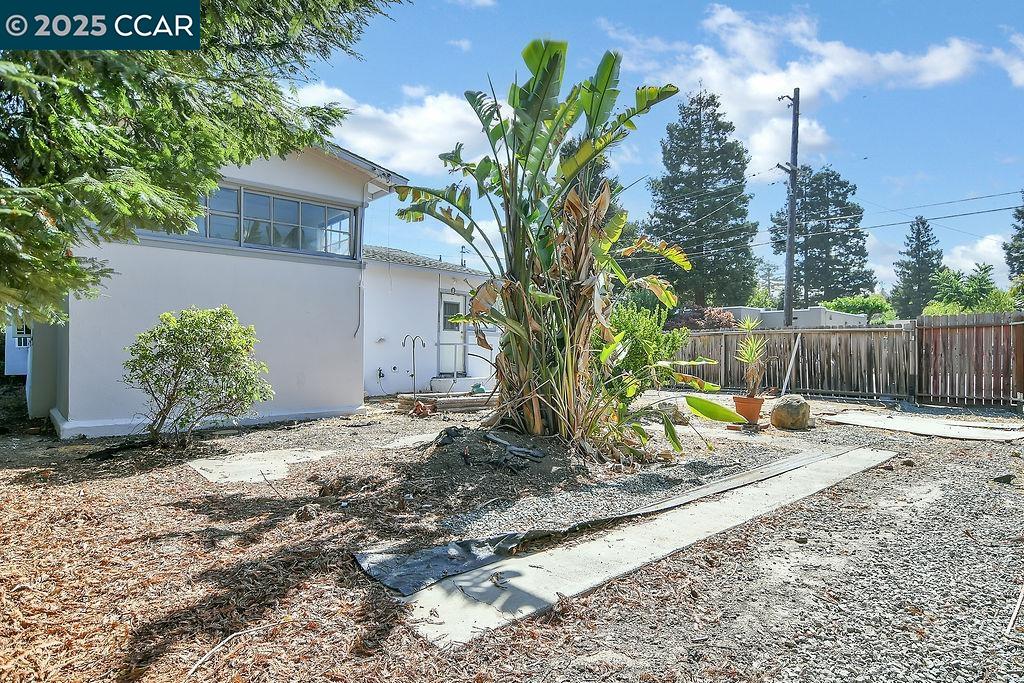 Detail Gallery Image 22 of 23 For 1634 Alhambra Ave, Martinez,  CA 94553-2406 - 2 Beds | 1 Baths