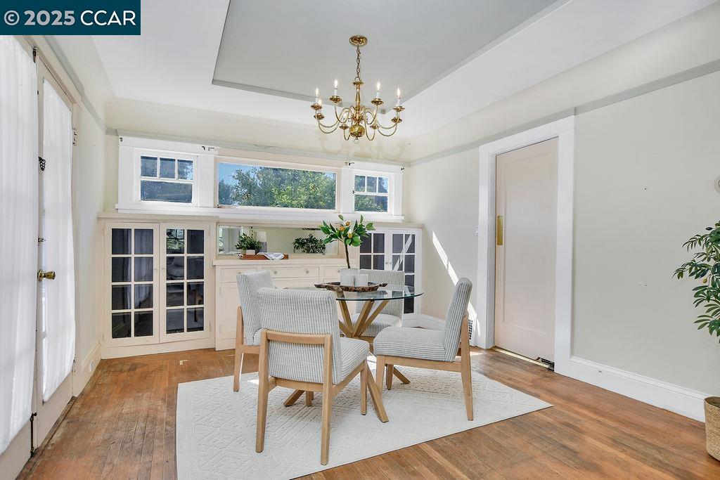 Detail Gallery Image 7 of 23 For 1634 Alhambra Ave, Martinez,  CA 94553-2406 - 2 Beds | 1 Baths