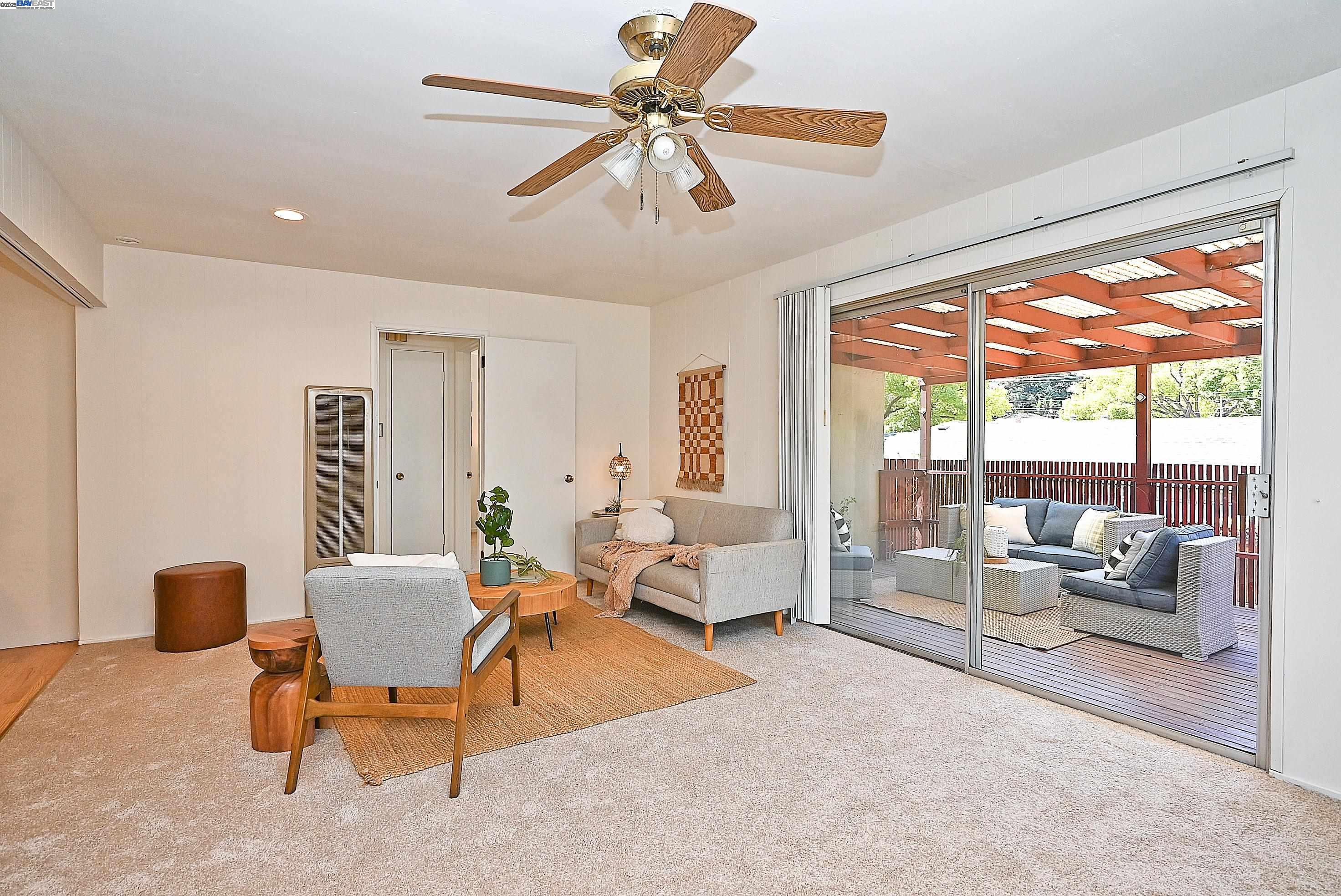 Detail Gallery Image 12 of 31 For 2081 Strang Ave, San Leandro,  CA 94578 - 3 Beds | 2 Baths