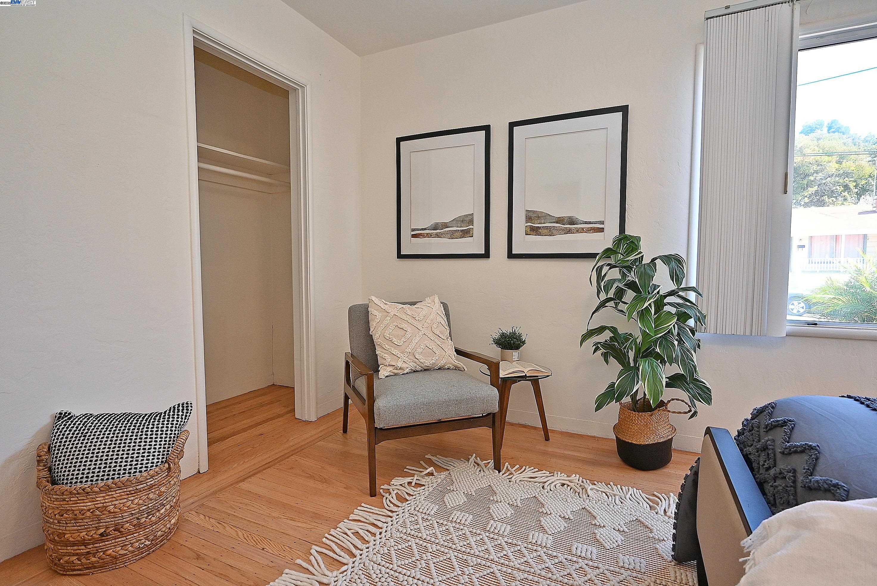 Detail Gallery Image 16 of 31 For 2081 Strang Ave, San Leandro,  CA 94578 - 3 Beds | 2 Baths