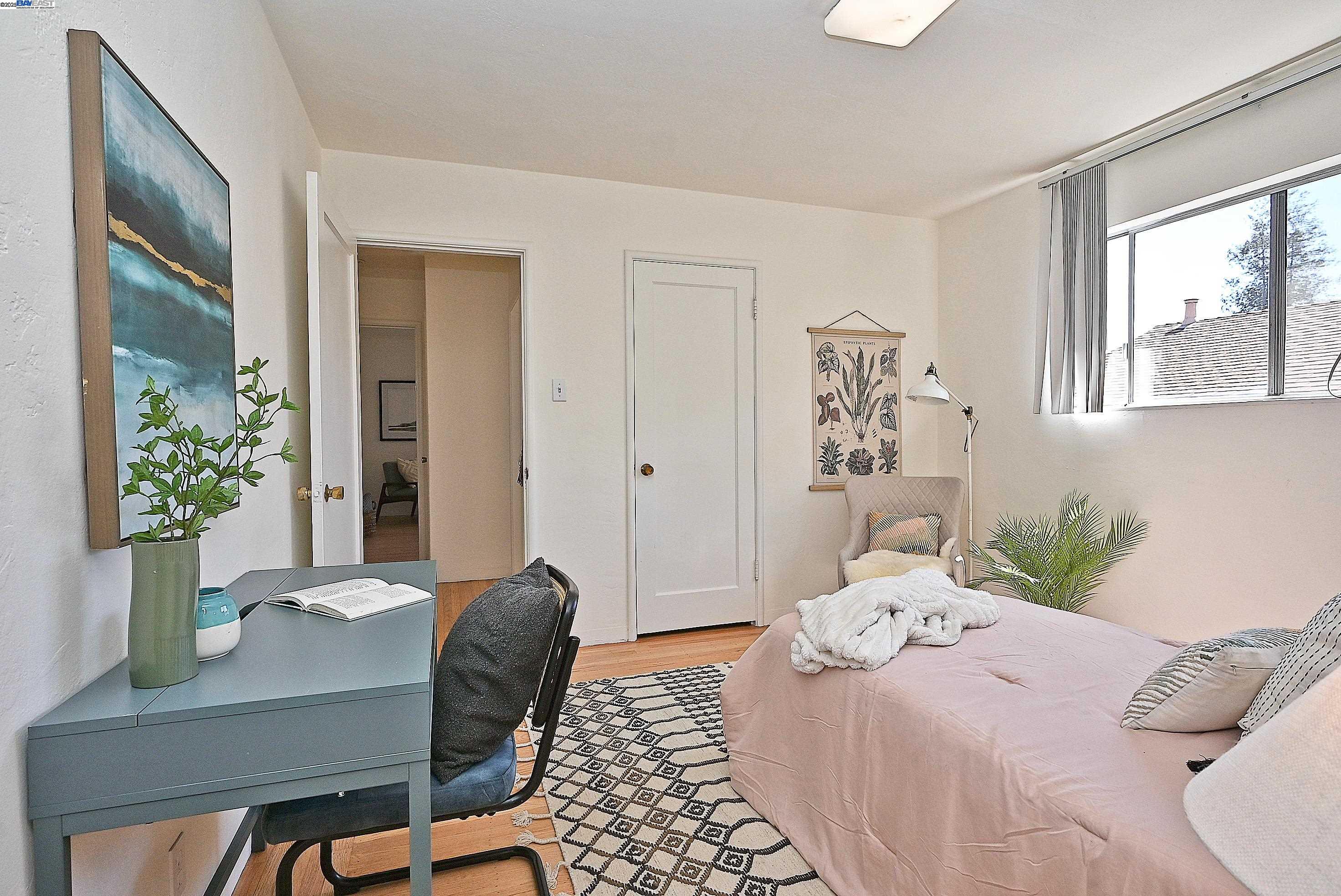 Detail Gallery Image 19 of 31 For 2081 Strang Ave, San Leandro,  CA 94578 - 3 Beds | 2 Baths