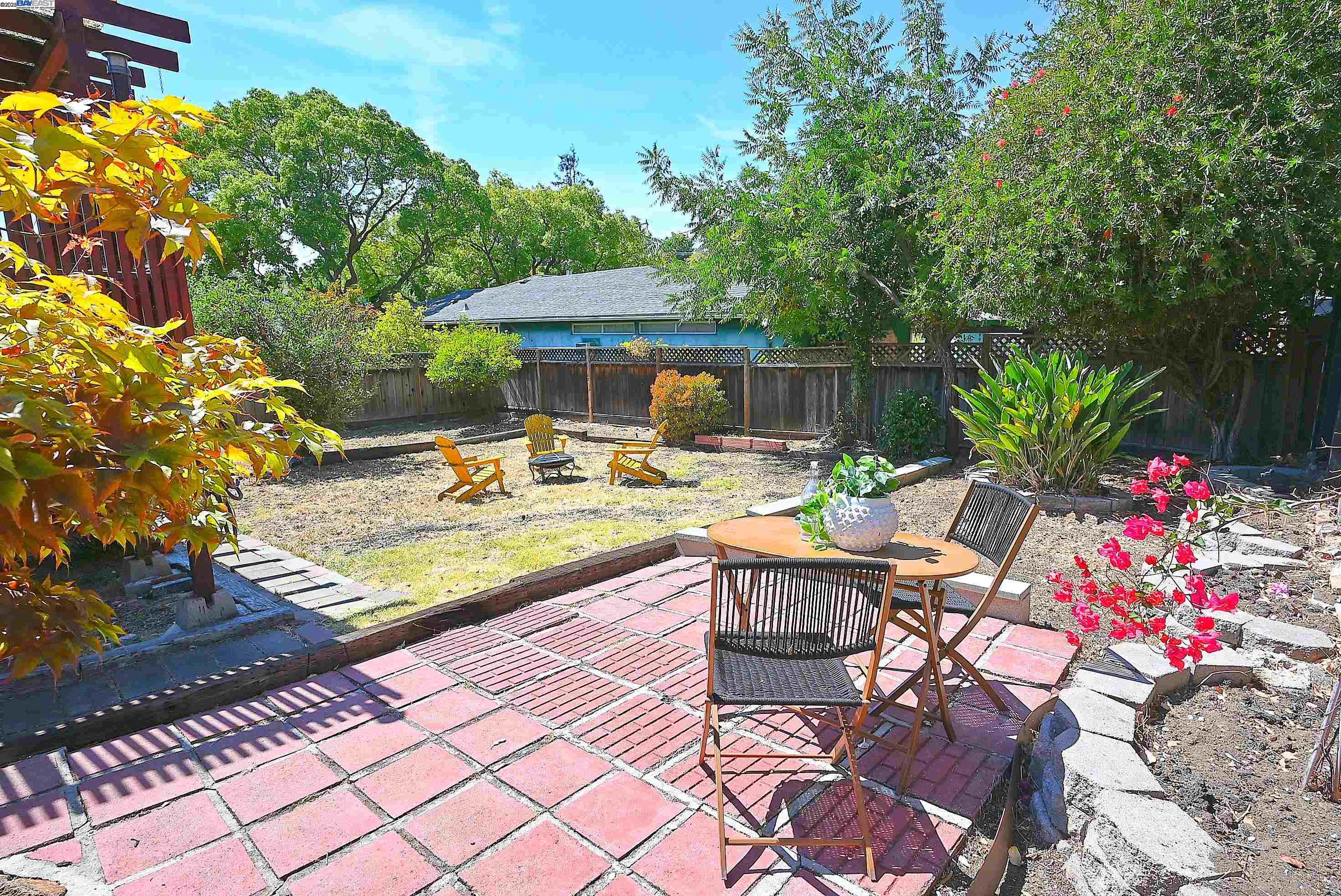 Detail Gallery Image 25 of 31 For 2081 Strang Ave, San Leandro,  CA 94578 - 3 Beds | 2 Baths
