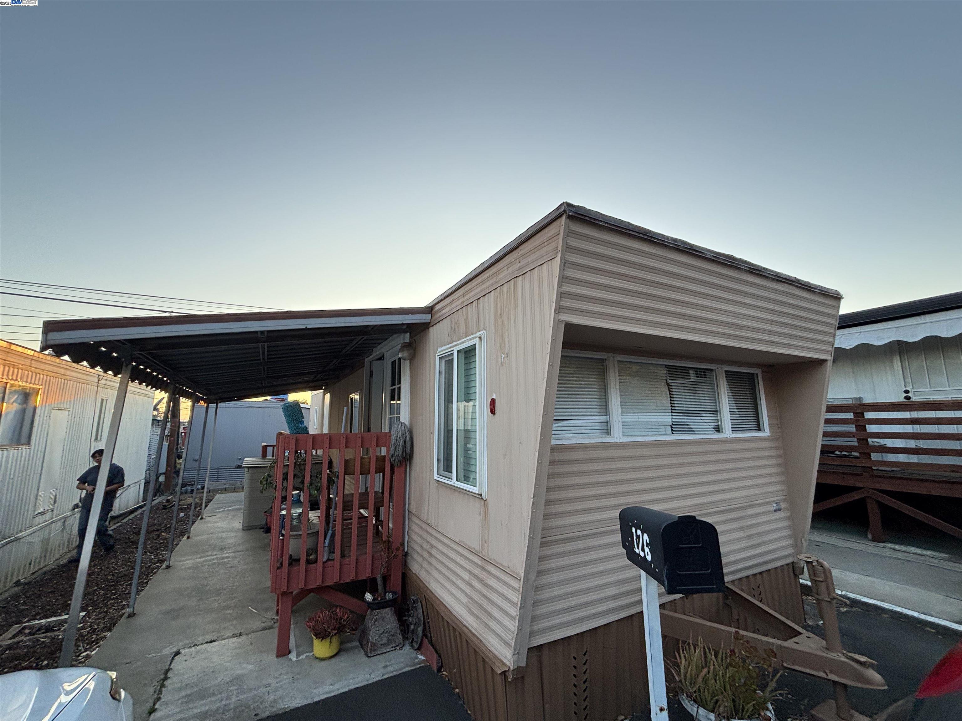 Detail Gallery Image 1 of 13 For 2500 Springs Road #126,  Vallejo,  CA 94591 - 1 Beds | 1 Baths
