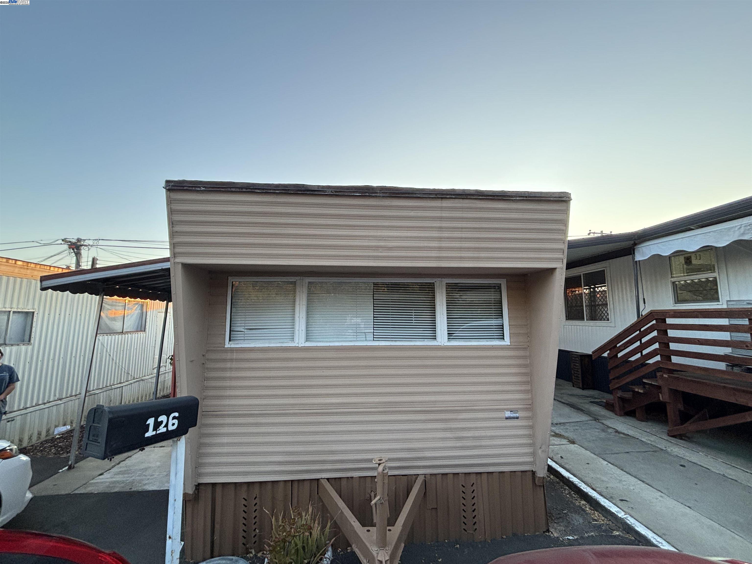 Detail Gallery Image 6 of 13 For 2500 Springs Road #126,  Vallejo,  CA 94591 - 1 Beds | 1 Baths
