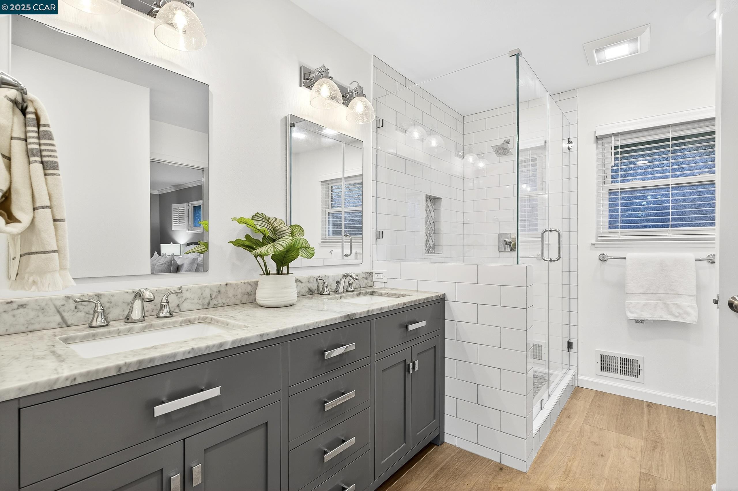 Detail Gallery Image 28 of 58 For 67 Lynwood Pl, Moraga,  CA 94556 - 4 Beds | 2/1 Baths