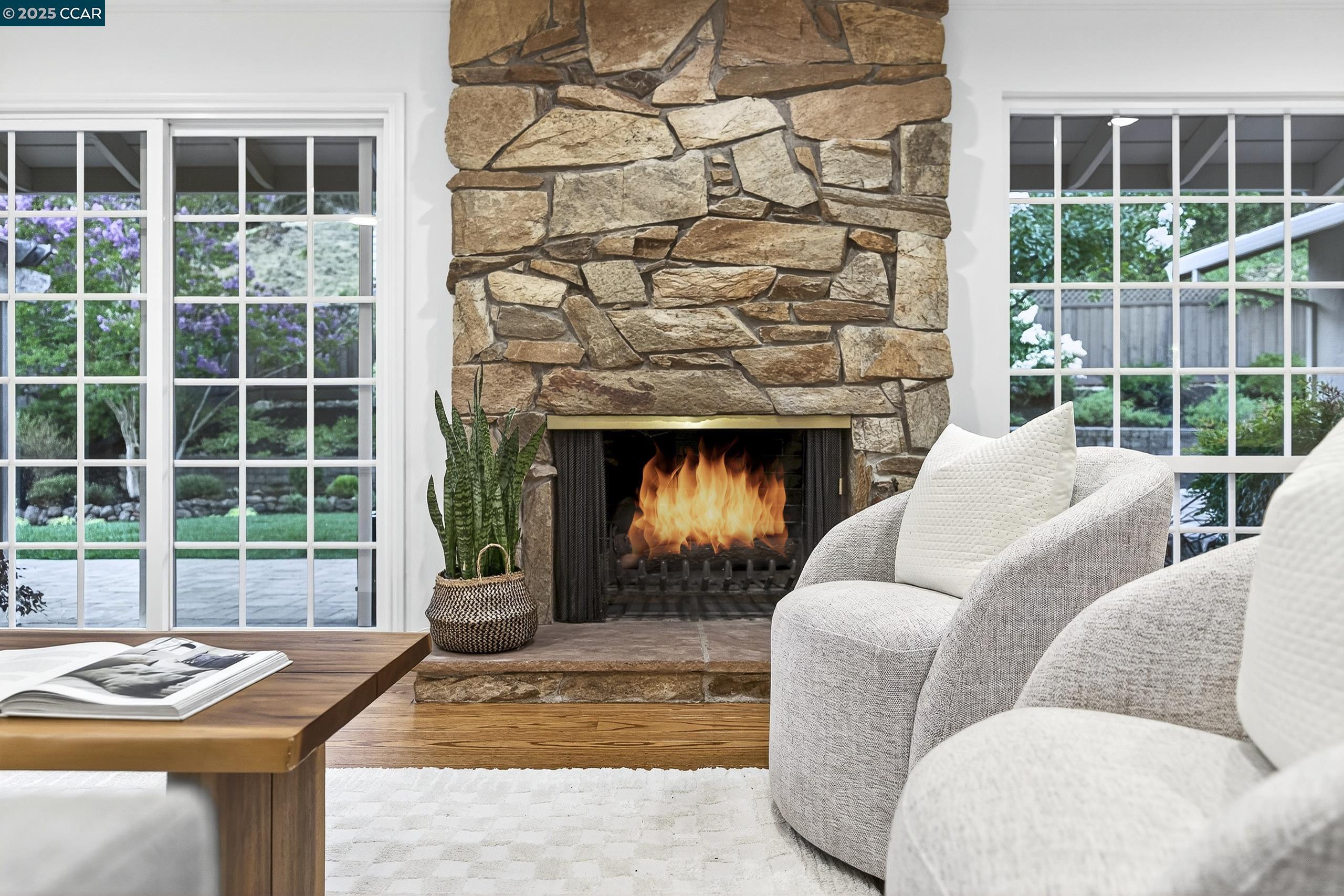 Detail Gallery Image 4 of 58 For 67 Lynwood Pl, Moraga,  CA 94556 - 4 Beds | 2/1 Baths