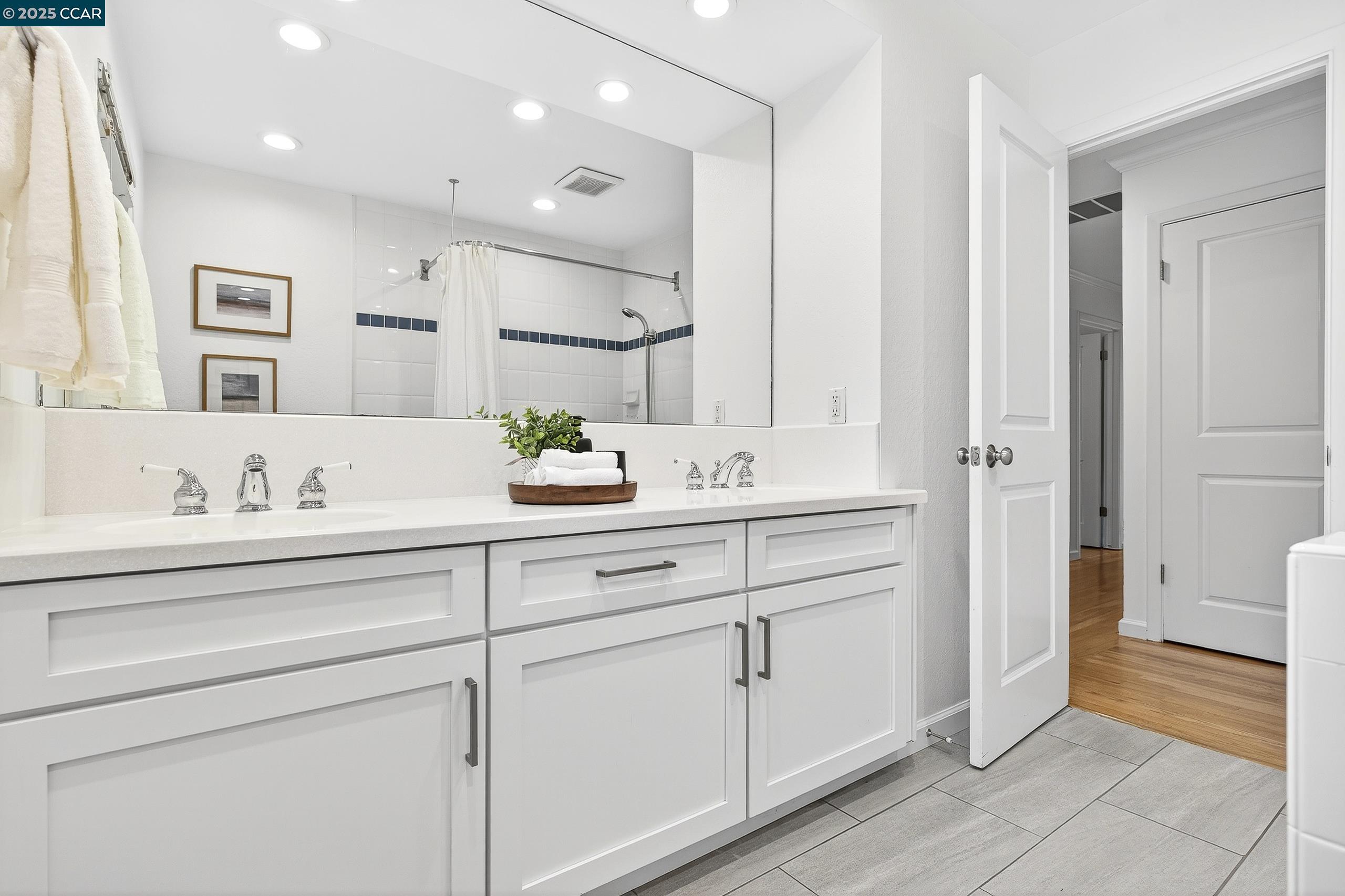 Detail Gallery Image 40 of 58 For 67 Lynwood Pl, Moraga,  CA 94556 - 4 Beds | 2/1 Baths
