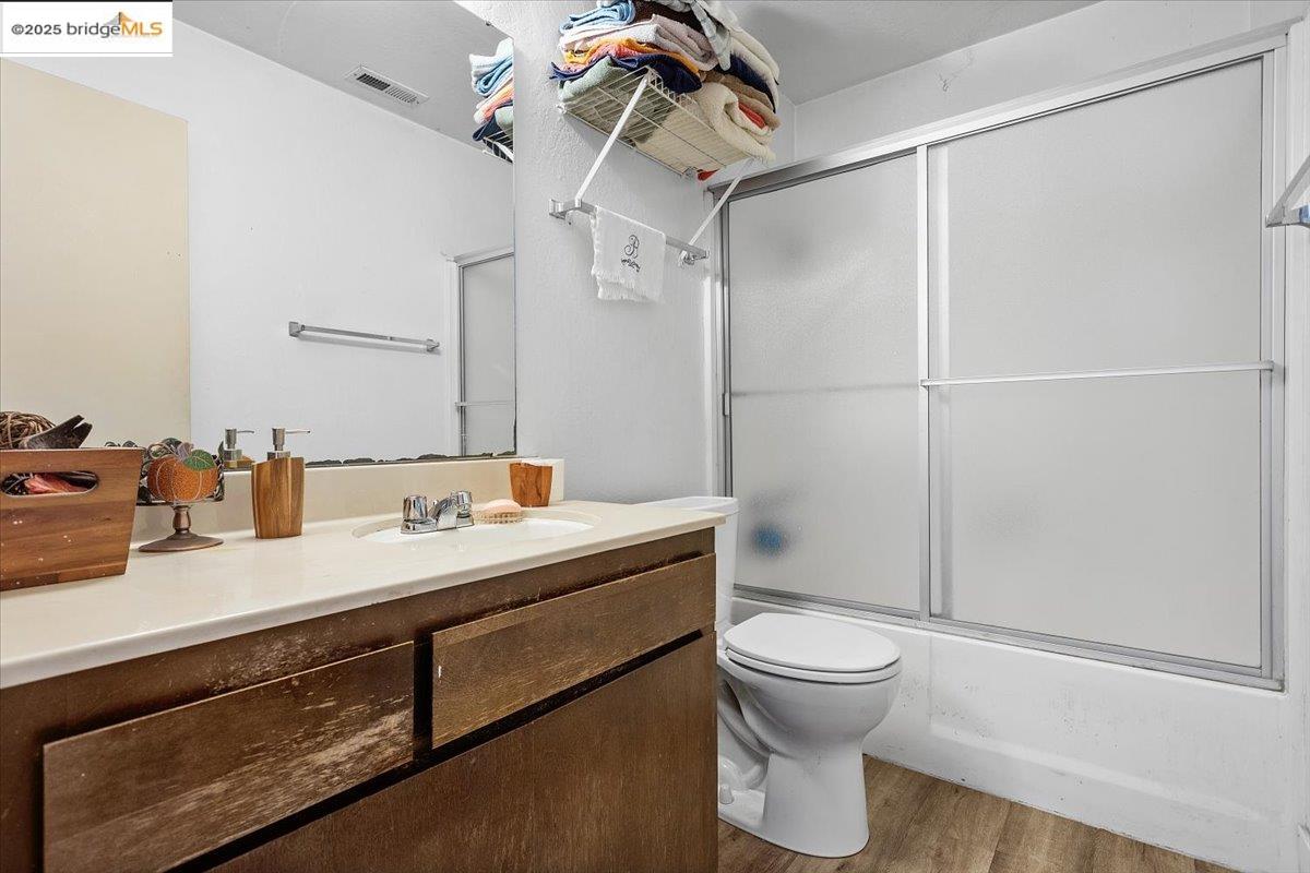 Detail Gallery Image 8 of 36 For 2275 Whitman Rd, Concord,  CA 94518 - – Beds | – Baths