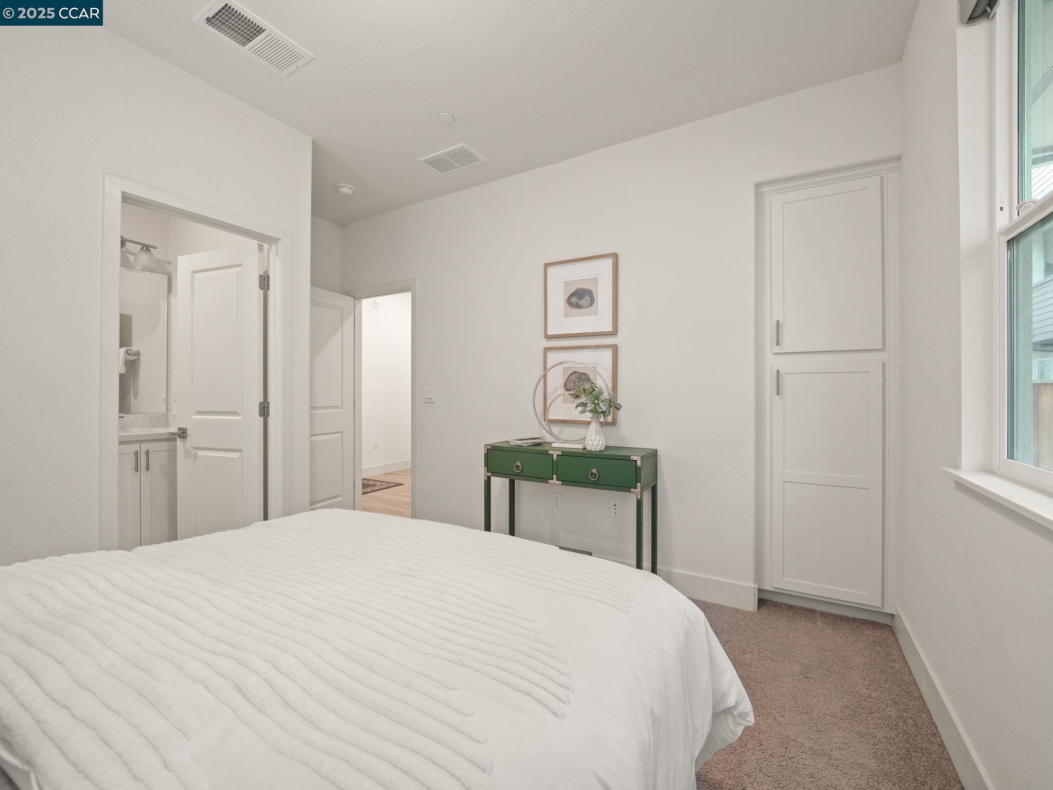 Photo #12: 41109178 Listing: Photo #12