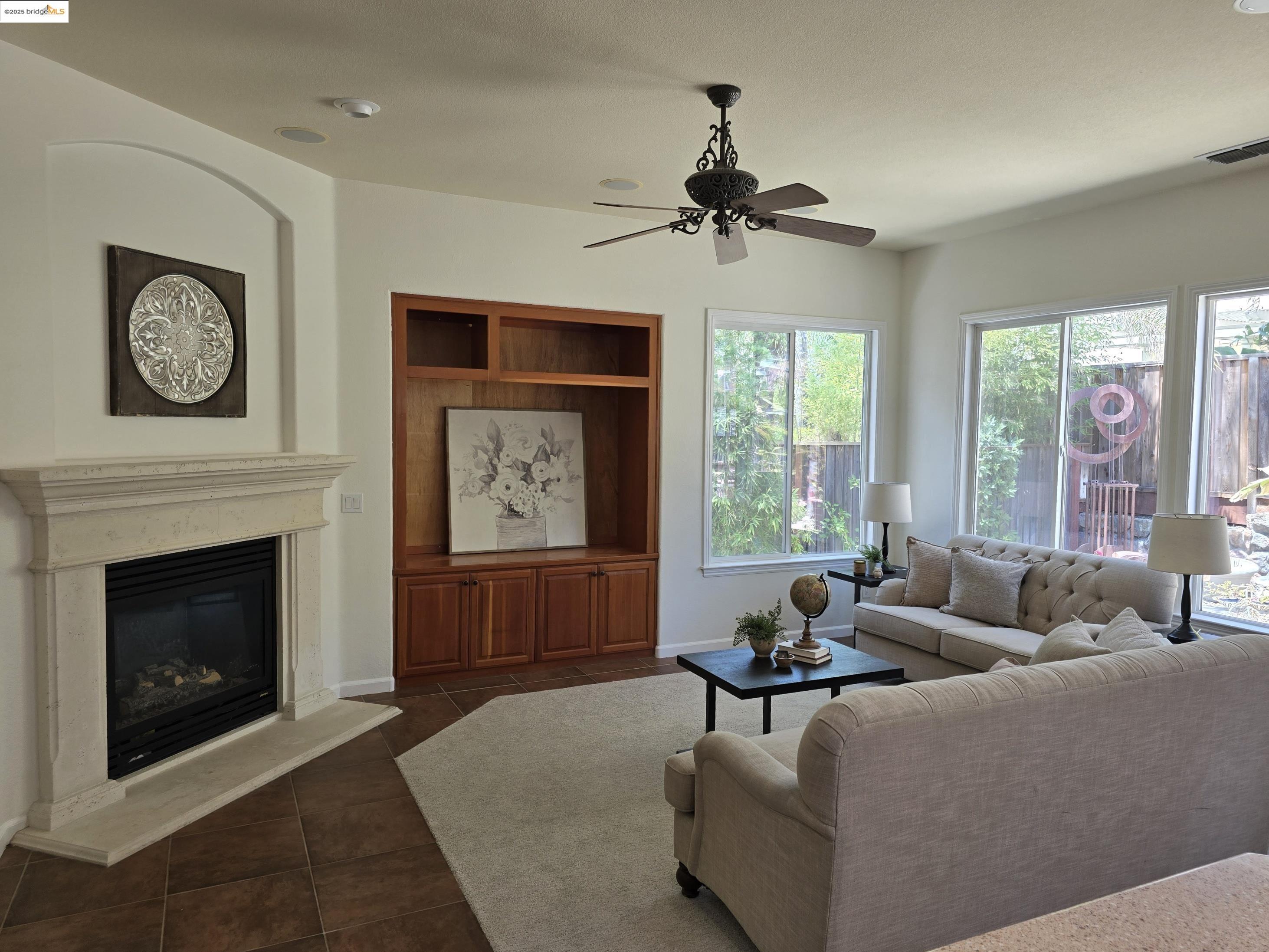 Detail Gallery Image 14 of 49 For 3146 Castle Rock Loop, Discovery Bay,  CA 94505 - 3 Beds | 2/1 Baths