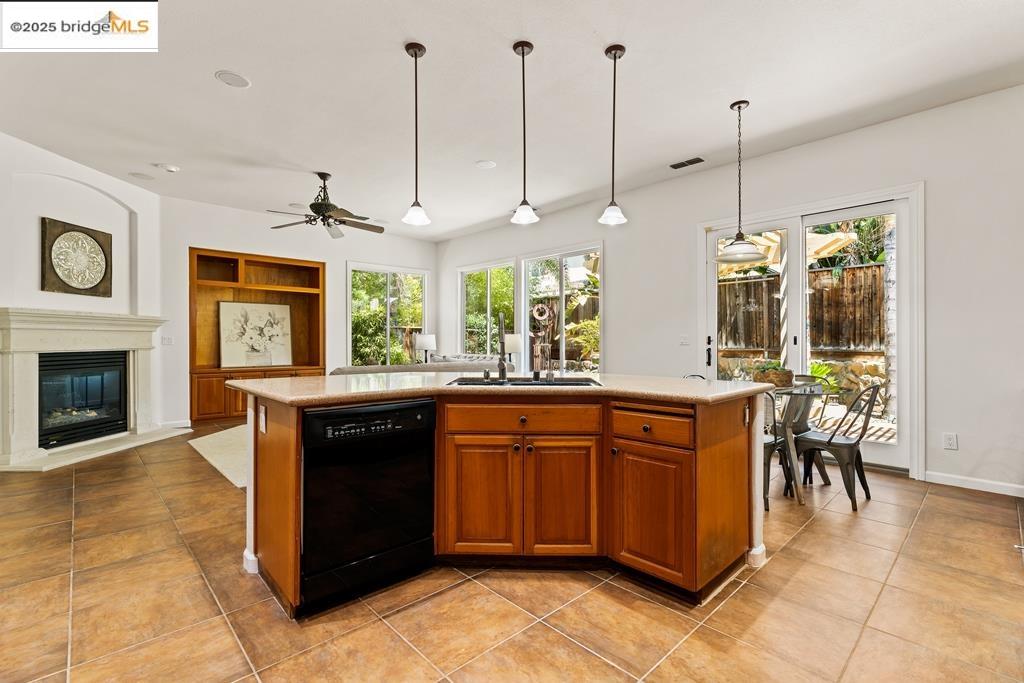 Detail Gallery Image 20 of 49 For 3146 Castle Rock Loop, Discovery Bay,  CA 94505 - 3 Beds | 2/1 Baths