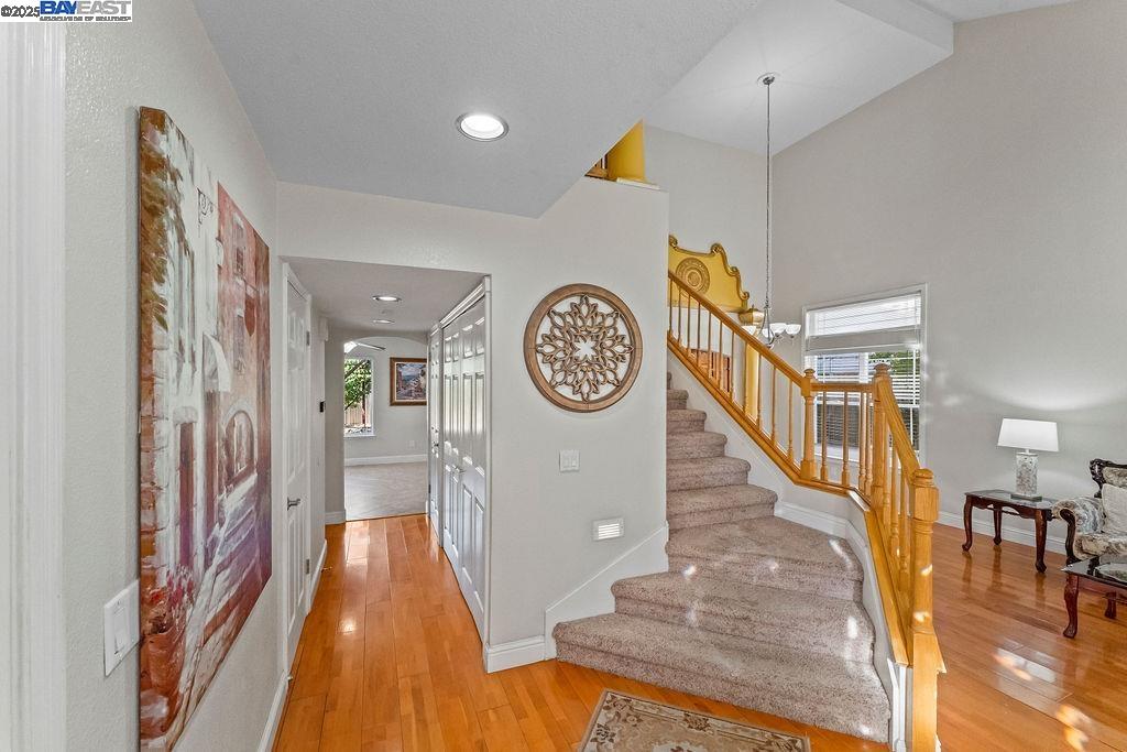 Detail Gallery Image 8 of 52 For 1429 Bluesage Court, Tracy,  CA 95376 - 4 Beds | 2/1 Baths
