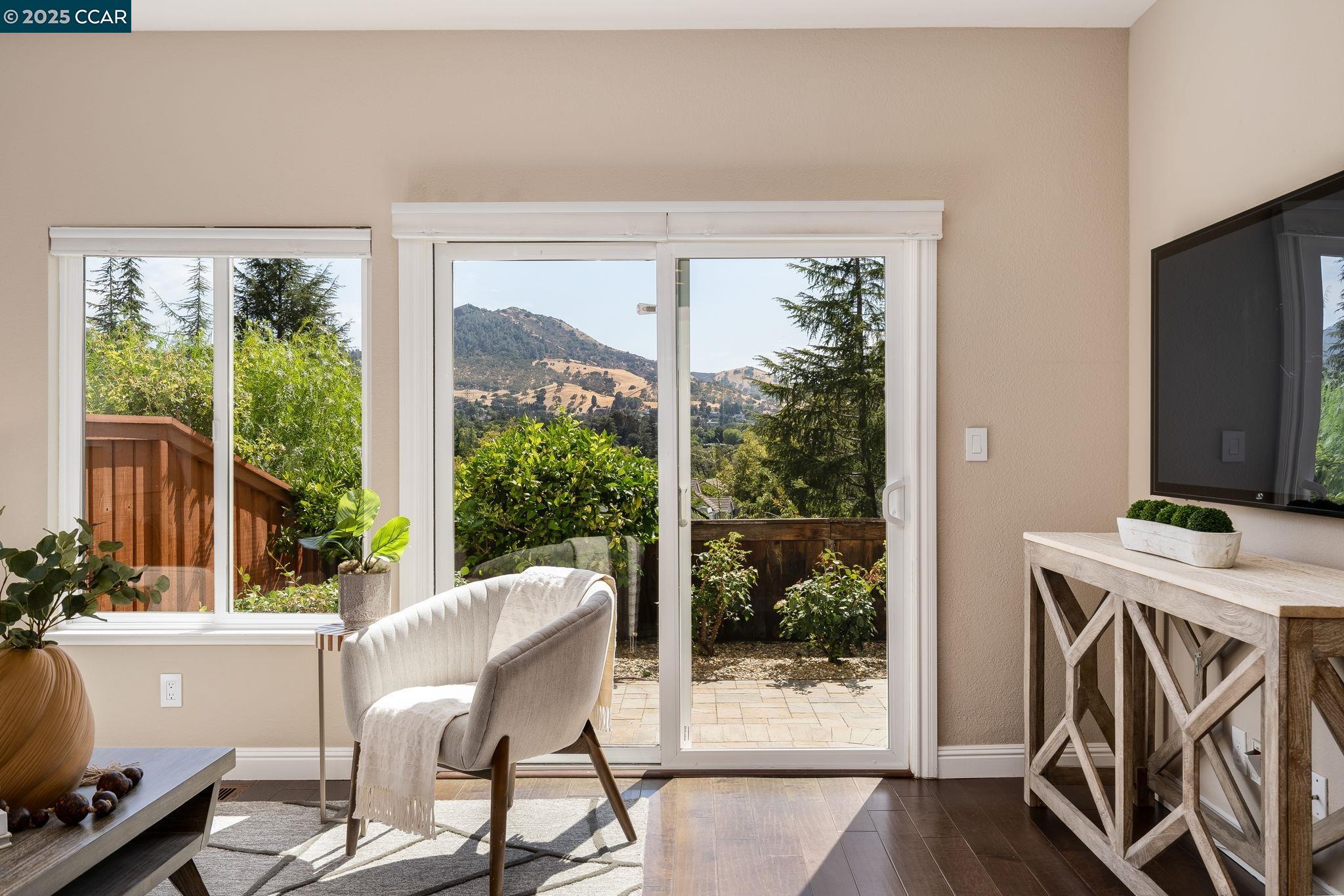 Detail Gallery Image 19 of 48 For 931 Arrowhead Ter, Clayton,  CA 94517 - 3 Beds | 2/1 Baths