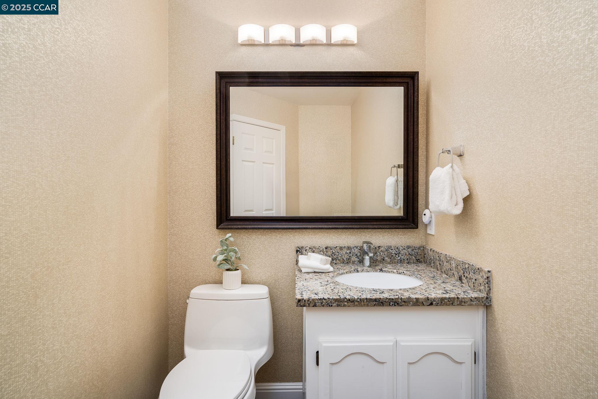 Detail Gallery Image 23 of 48 For 931 Arrowhead Ter, Clayton,  CA 94517 - 3 Beds | 2/1 Baths