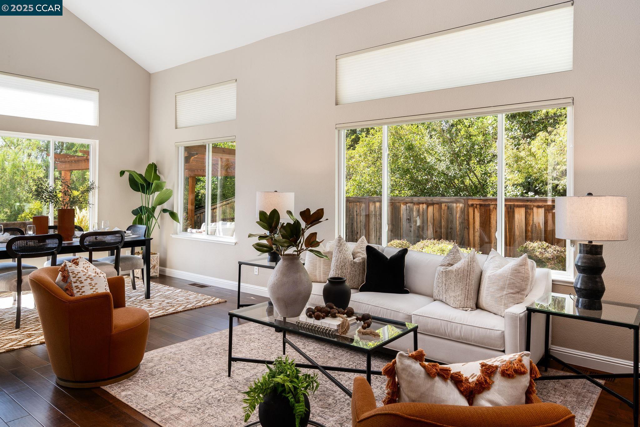 Detail Gallery Image 7 of 48 For 931 Arrowhead Ter, Clayton,  CA 94517 - 3 Beds | 2/1 Baths
