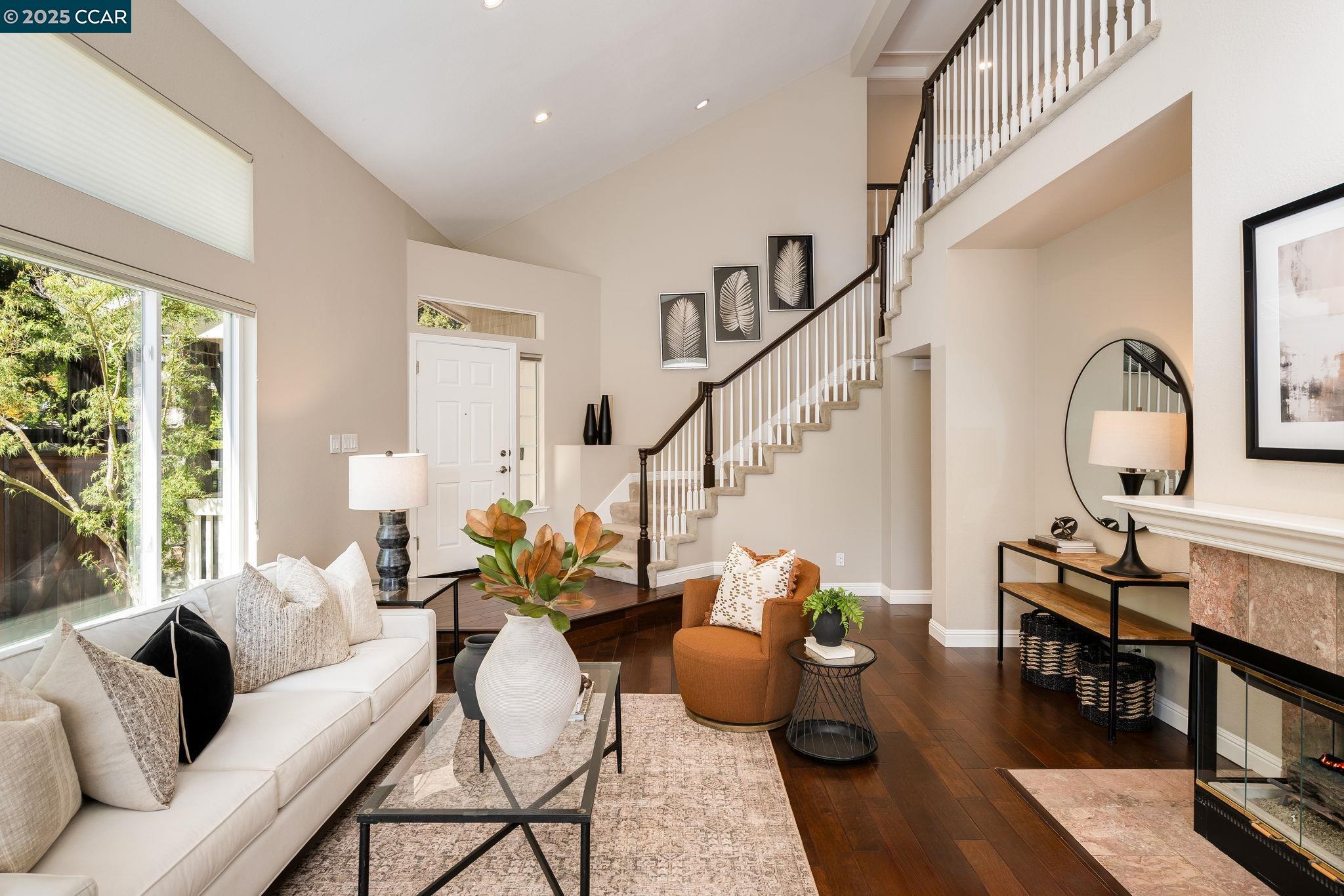 Detail Gallery Image 9 of 48 For 931 Arrowhead Ter, Clayton,  CA 94517 - 3 Beds | 2/1 Baths