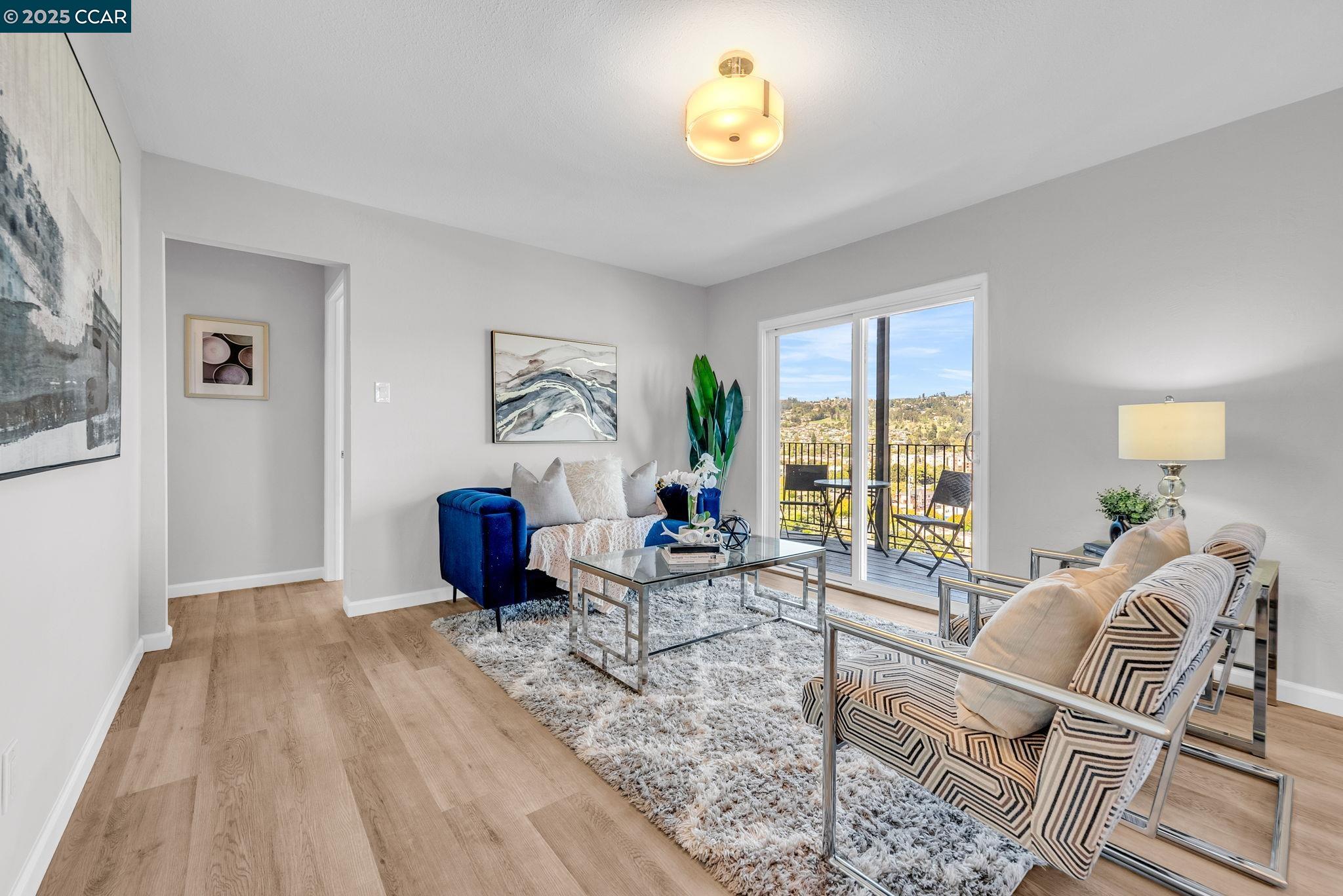 Detail Gallery Image 11 of 54 For 599 Jackson St, Albany,  CA 94706 - – Beds | – Baths