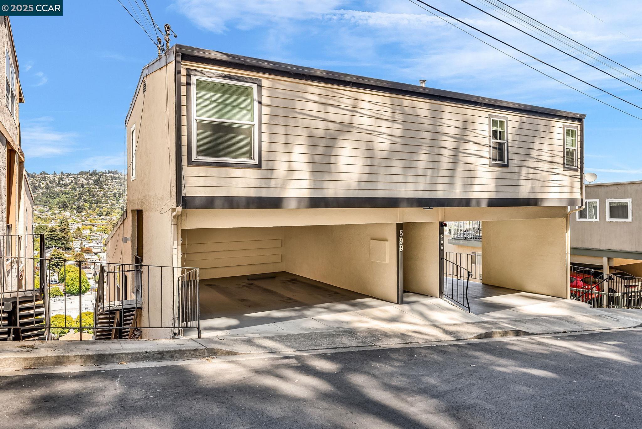 Detail Gallery Image 5 of 54 For 599 Jackson St, Albany,  CA 94706 - – Beds | – Baths