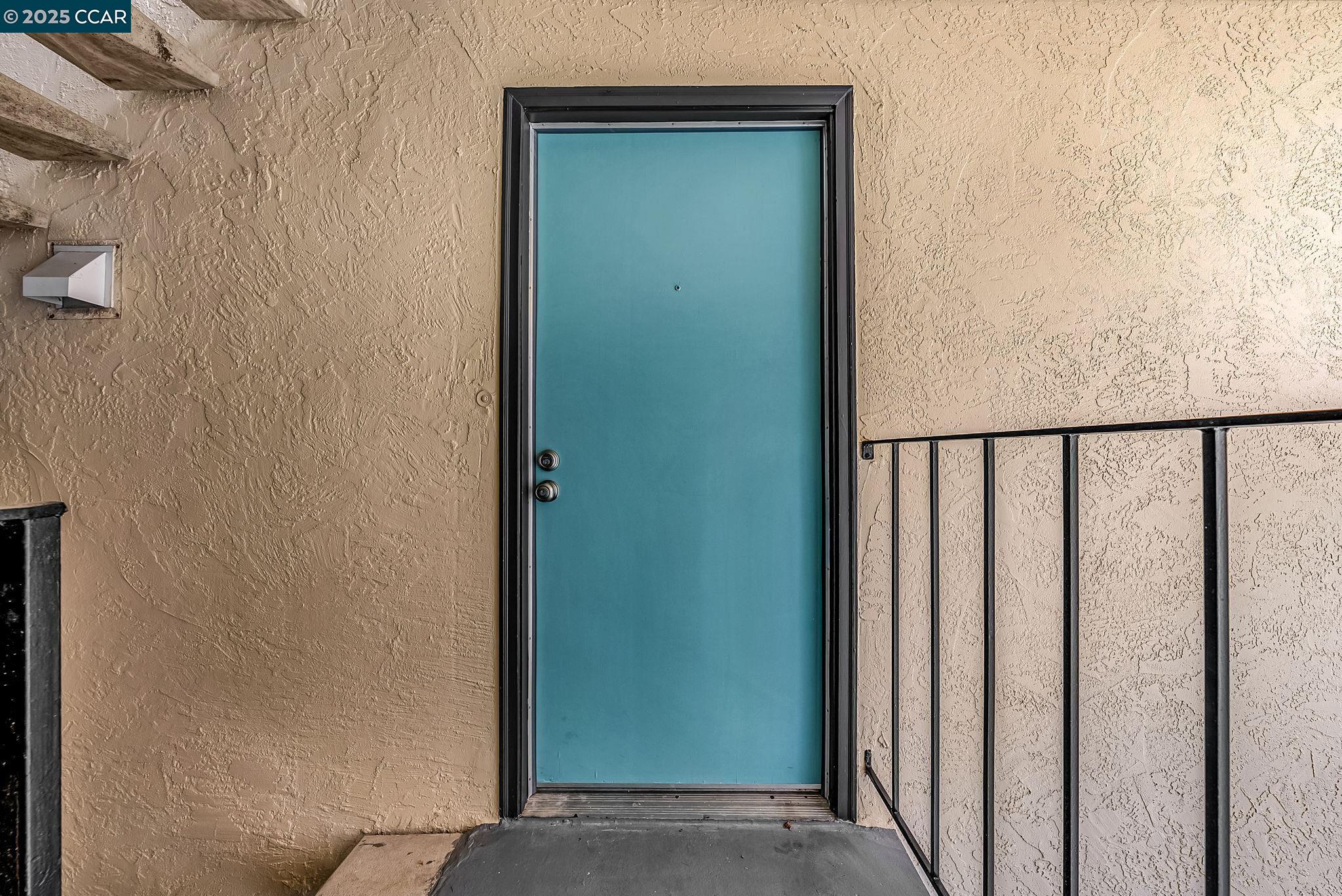Detail Gallery Image 10 of 54 For 599 Jackson St, Albany,  CA 94706 - – Beds | – Baths