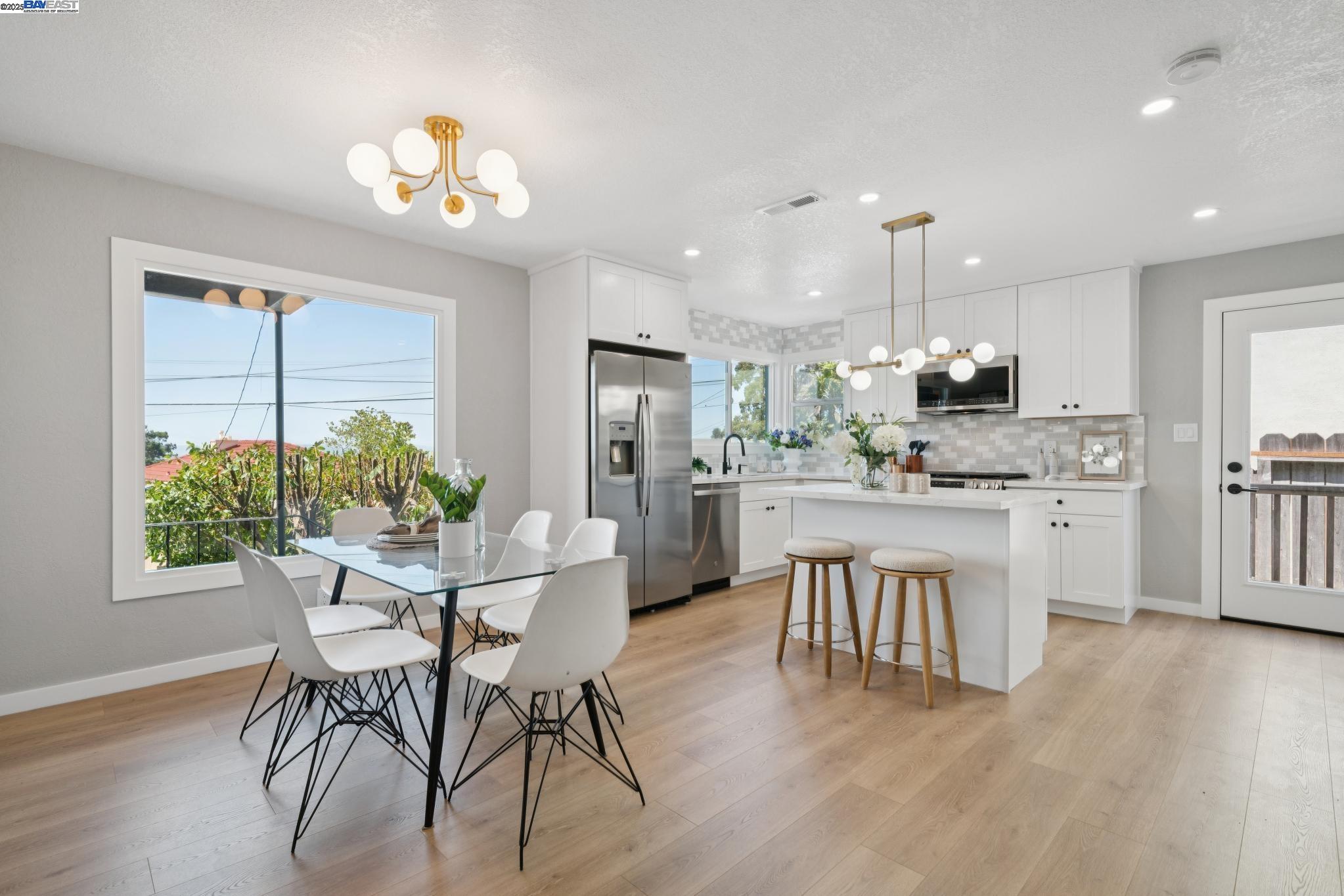 Detail Gallery Image 13 of 50 For 2630 Monte Vista Ave, El Cerrito,  CA 94530 - 2 Beds | 1 Baths