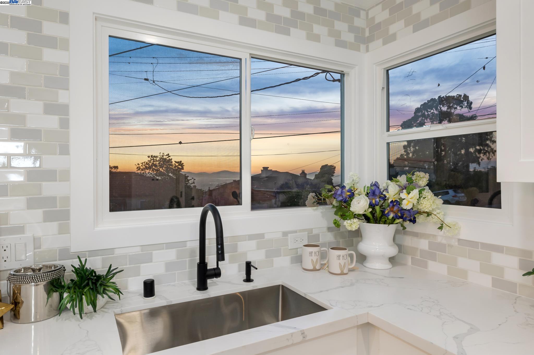 Detail Gallery Image 19 of 50 For 2630 Monte Vista Ave, El Cerrito,  CA 94530 - 2 Beds | 1 Baths