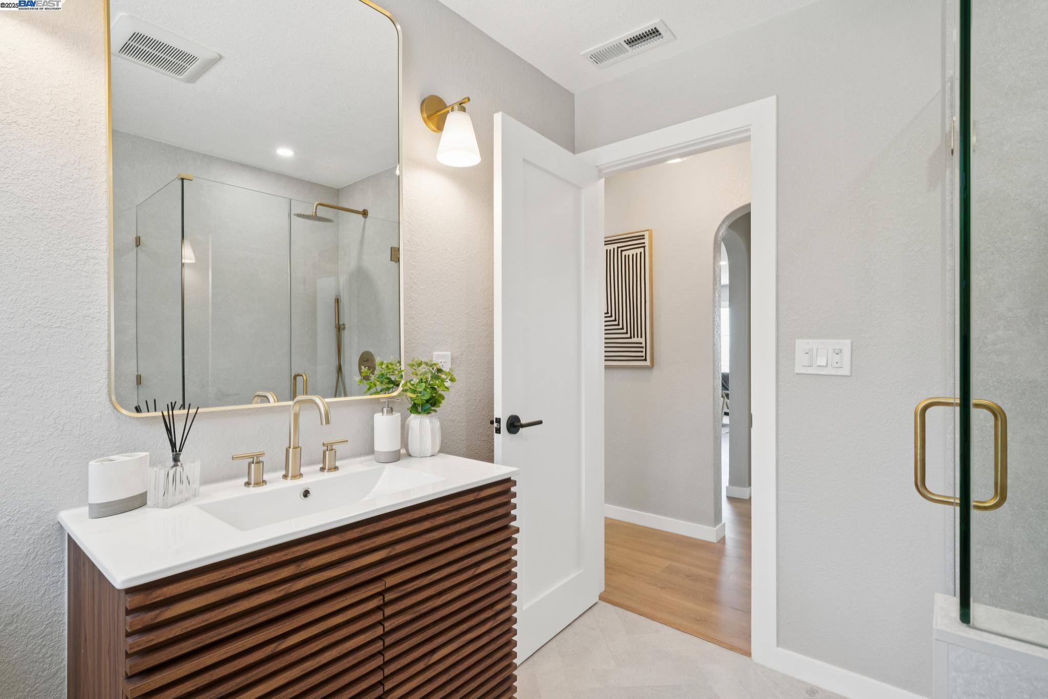 Detail Gallery Image 28 of 50 For 2630 Monte Vista Ave, El Cerrito,  CA 94530 - 2 Beds | 1 Baths