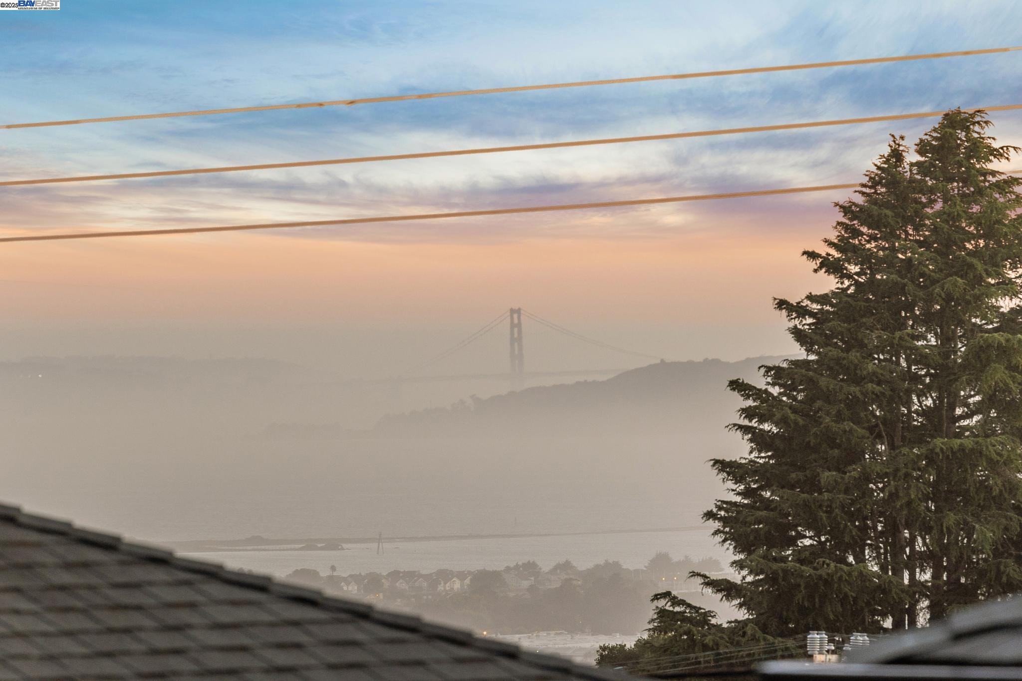 Detail Gallery Image 4 of 50 For 2630 Monte Vista Ave, El Cerrito,  CA 94530 - 2 Beds | 1 Baths