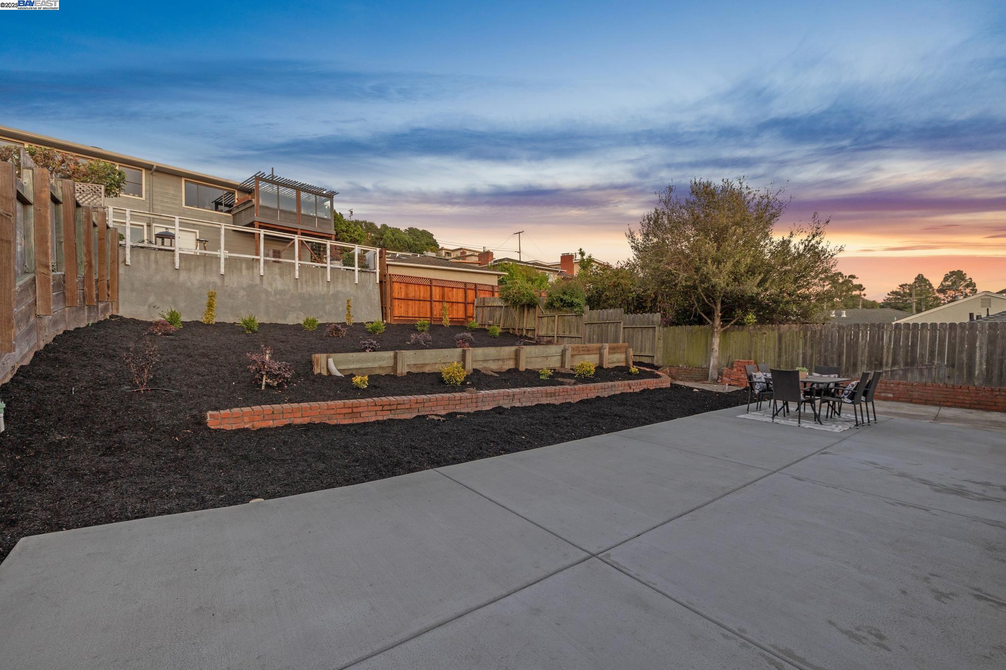 Detail Gallery Image 31 of 50 For 2630 Monte Vista Ave, El Cerrito,  CA 94530 - 2 Beds | 1 Baths