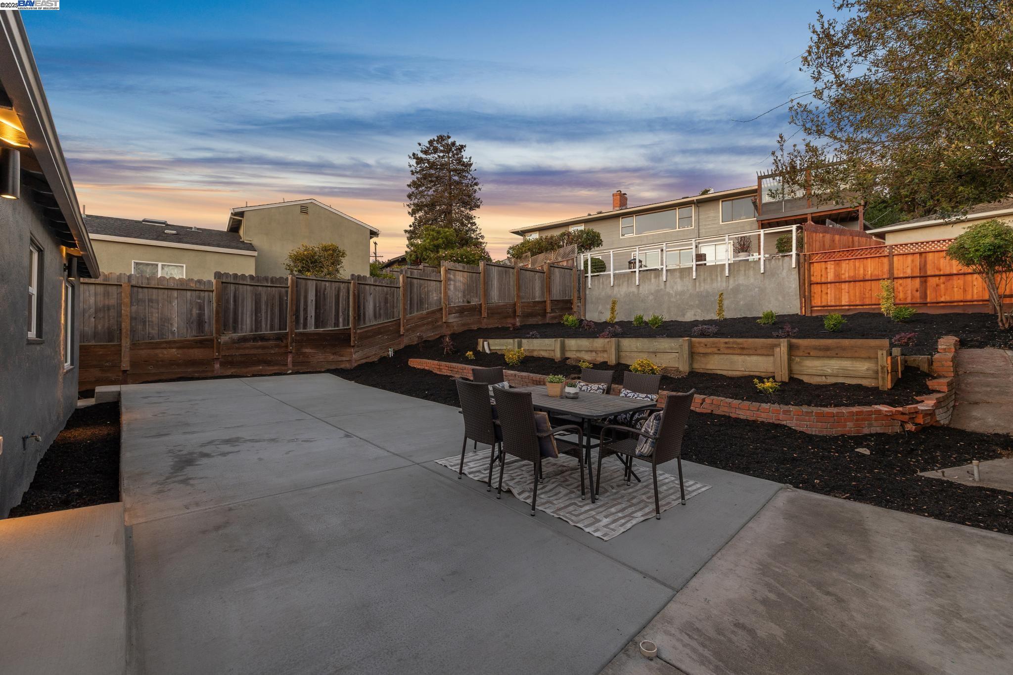Detail Gallery Image 32 of 50 For 2630 Monte Vista Ave, El Cerrito,  CA 94530 - 2 Beds | 1 Baths