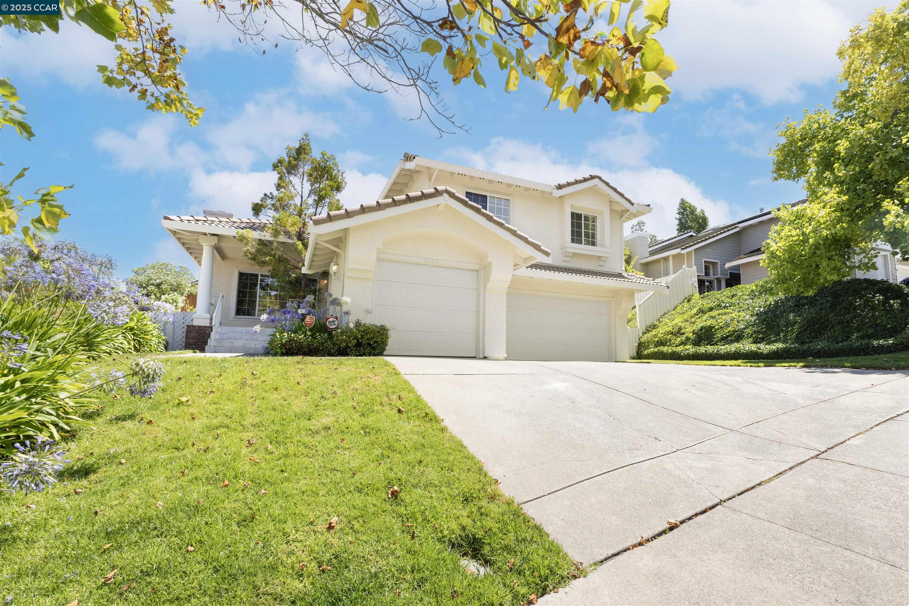Detail Gallery Image 2 of 40 For 5364 Woodgate Ct, Richmond,  CA 94803 - 4 Beds | 3 Baths