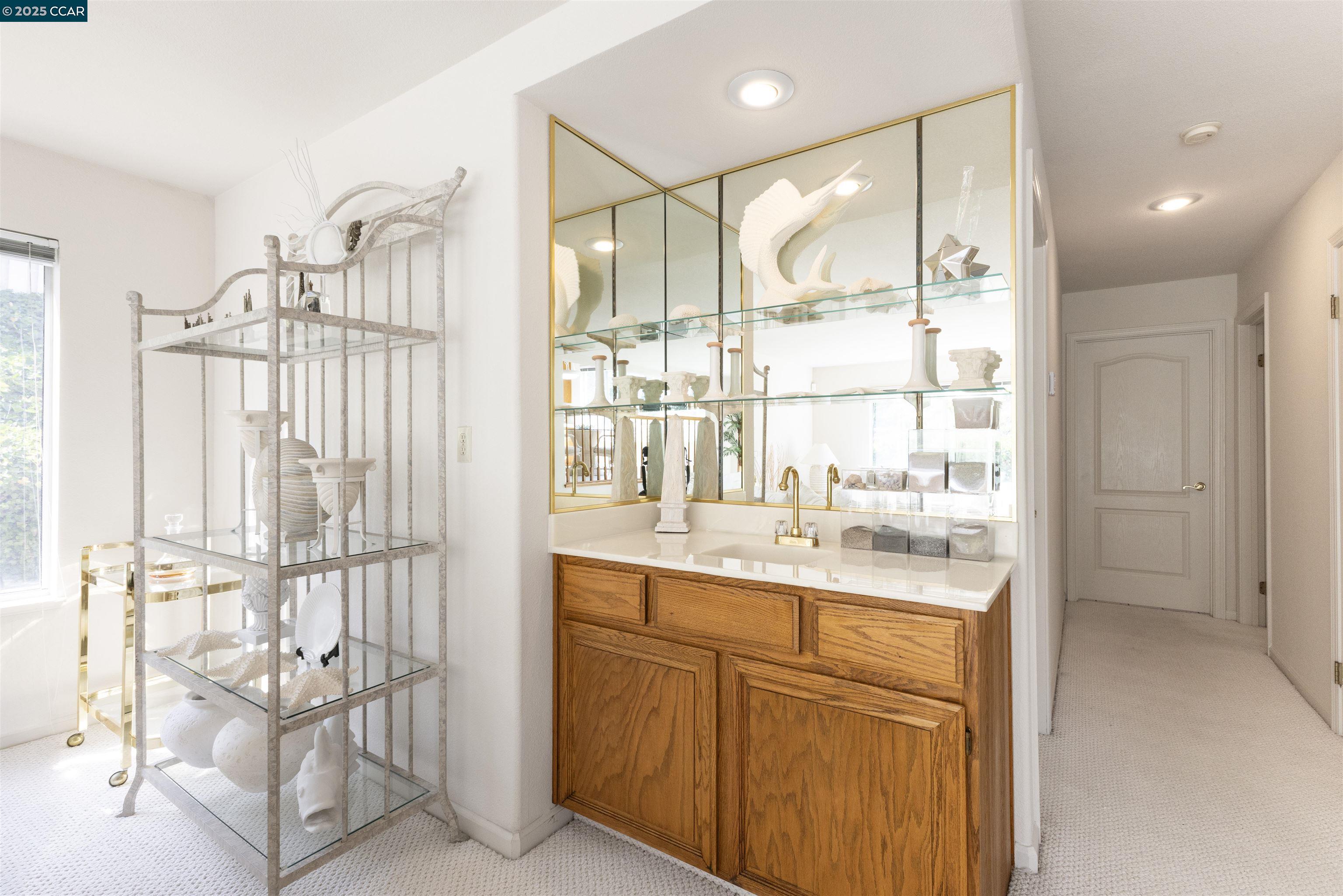 Detail Gallery Image 17 of 40 For 5364 Woodgate Ct, Richmond,  CA 94803 - 4 Beds | 3 Baths