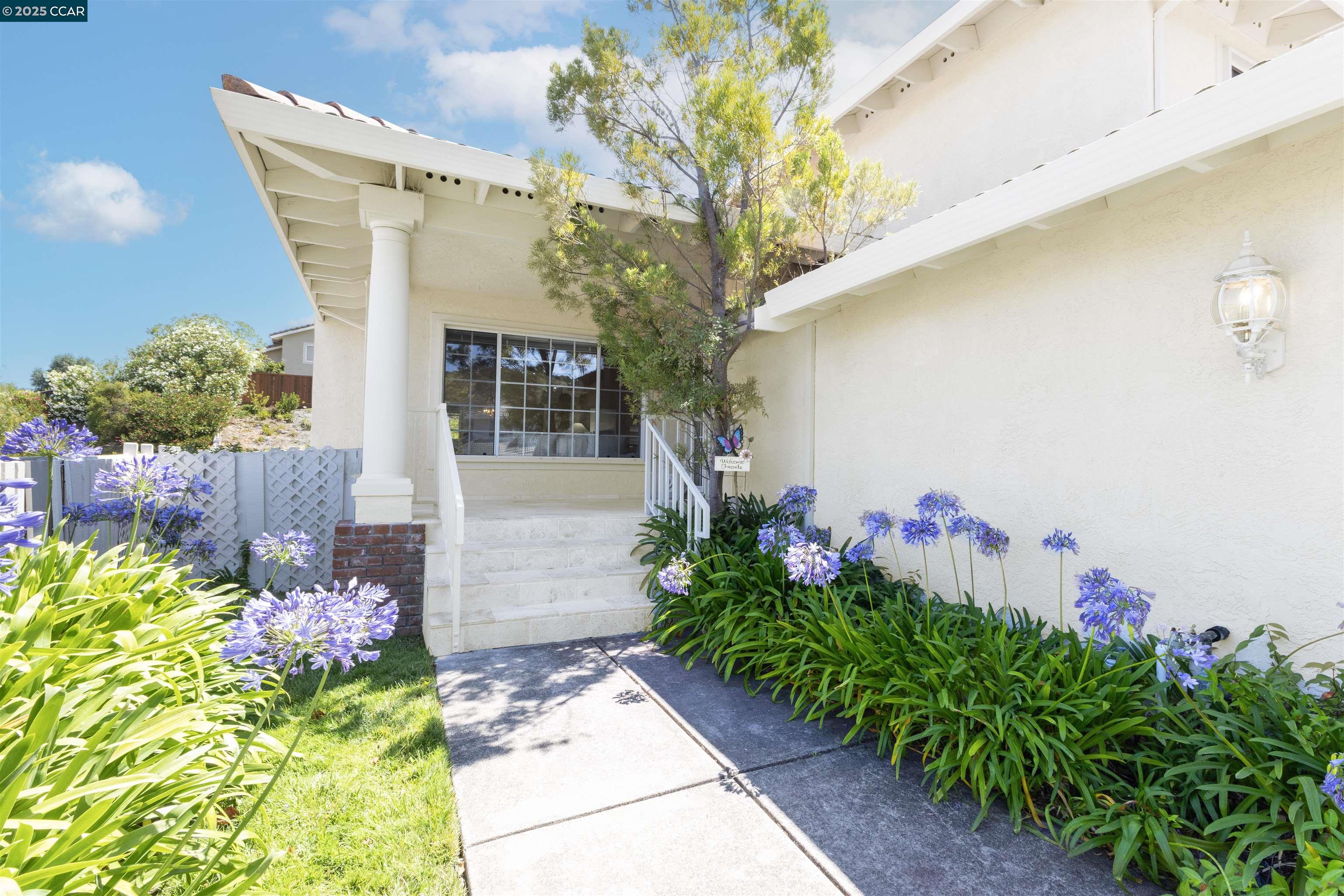 Detail Gallery Image 3 of 40 For 5364 Woodgate Ct, Richmond,  CA 94803 - 4 Beds | 3 Baths