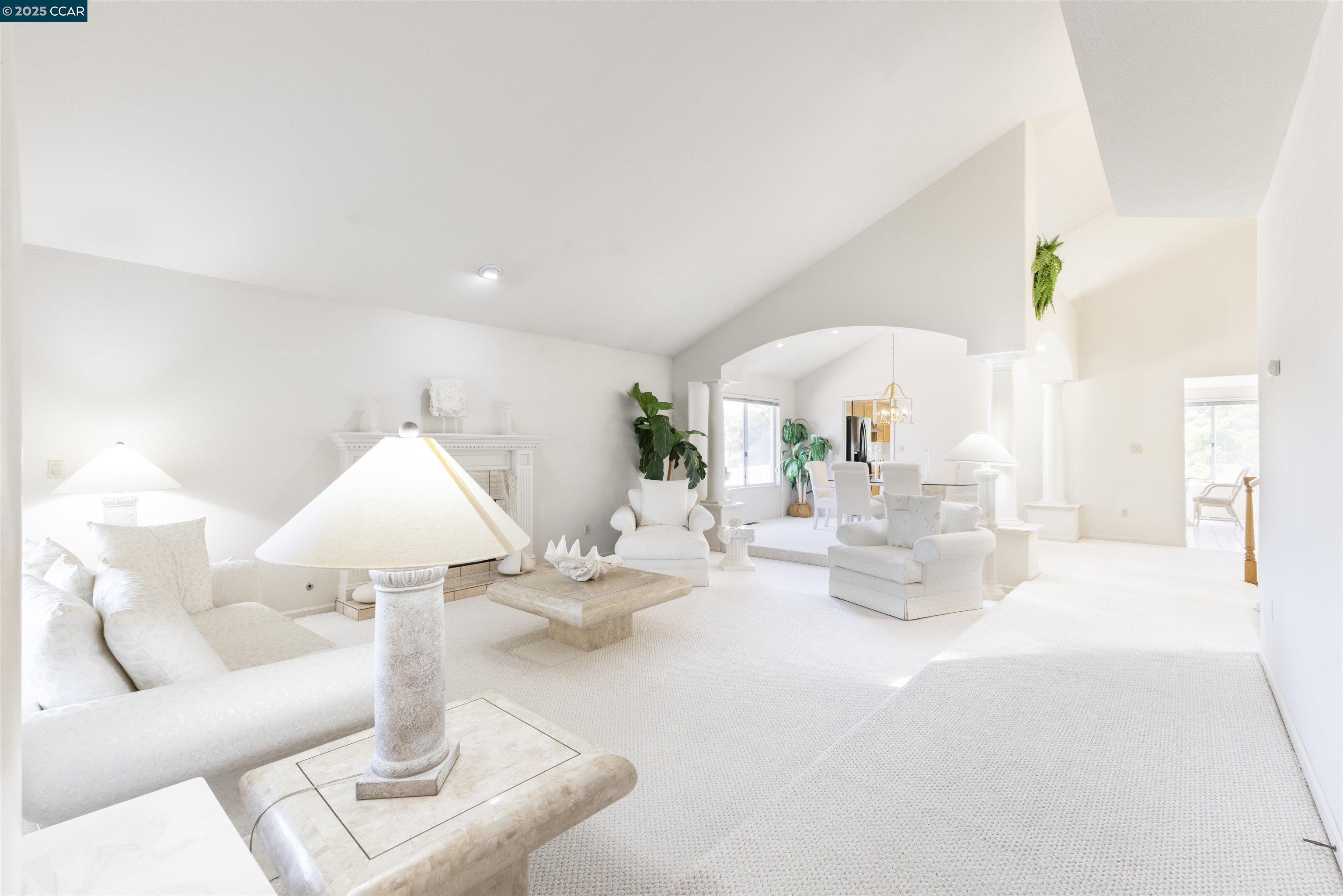 Detail Gallery Image 4 of 40 For 5364 Woodgate Ct, Richmond,  CA 94803 - 4 Beds | 3 Baths