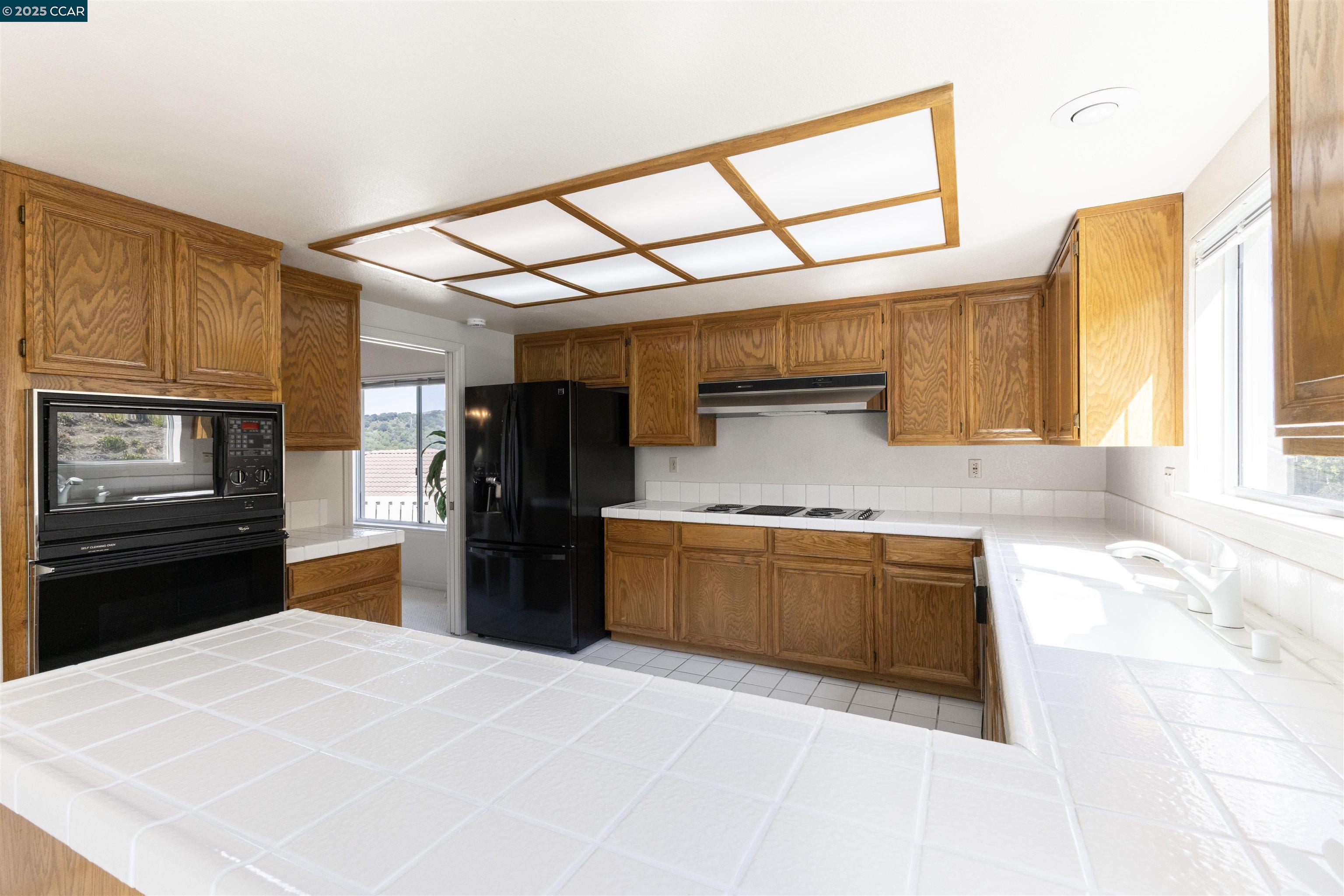 Detail Gallery Image 10 of 40 For 5364 Woodgate Ct, Richmond,  CA 94803 - 4 Beds | 3 Baths