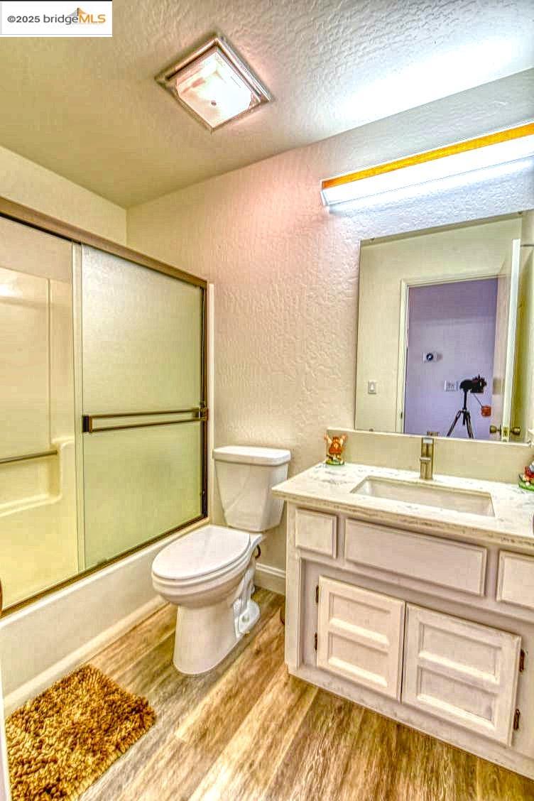 Detail Gallery Image 12 of 25 For 12753 Junipero Serra, Groveland,  CA 95321 - 3 Beds | 3 Baths