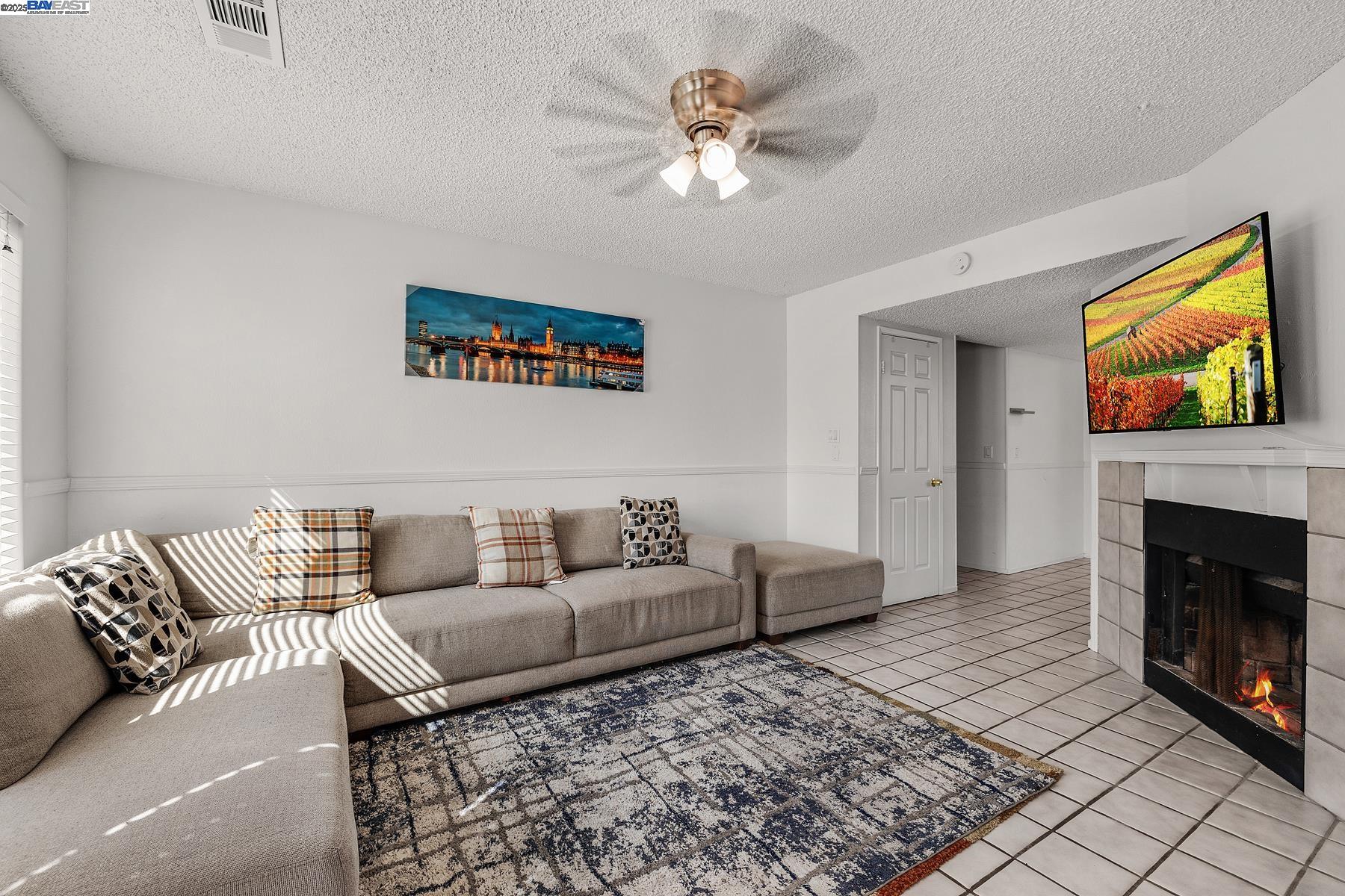 Detail Gallery Image 26 of 41 For 106 Fieldstone Way, Vallejo,  CA 94589 - 3 Beds | 2 Baths