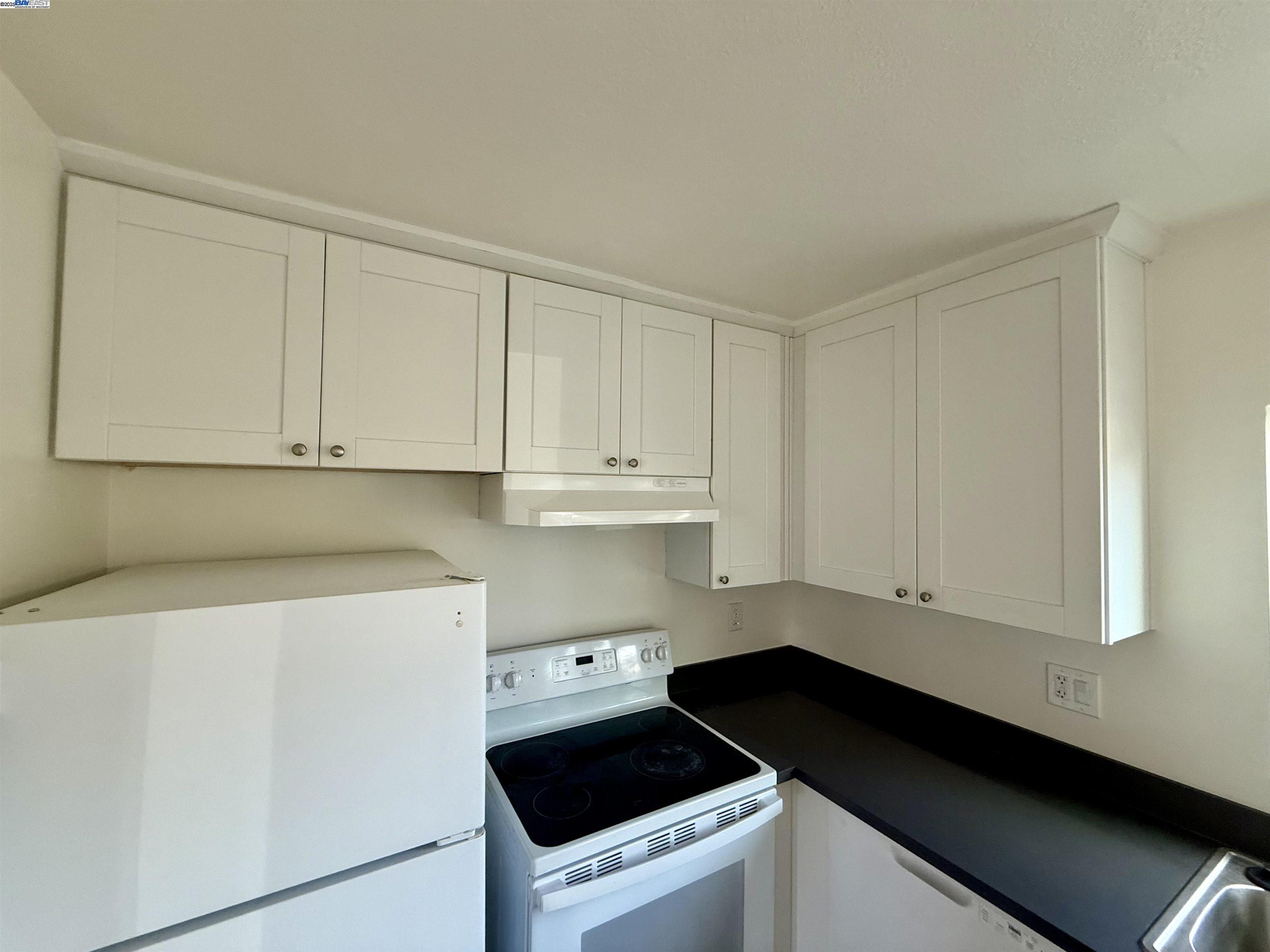 Detail Gallery Image 8 of 38 For 4632 Balboa Way, Fremont,  CA 94536 - 2 Beds | 1/1 Baths