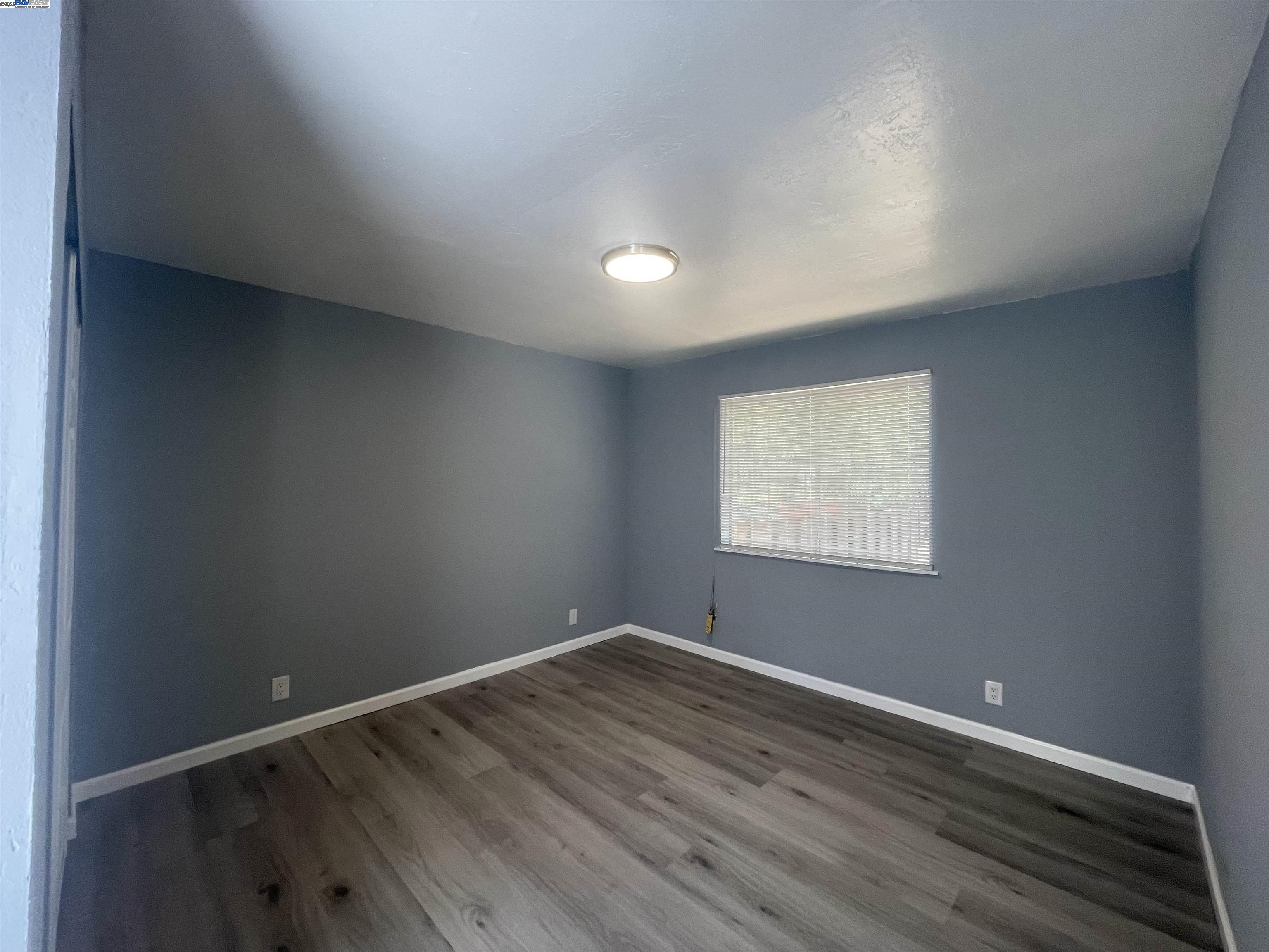 Detail Gallery Image 13 of 23 For 2311 82nd Ave, Oakland,  CA 94605 - 3 Beds | 1 Baths