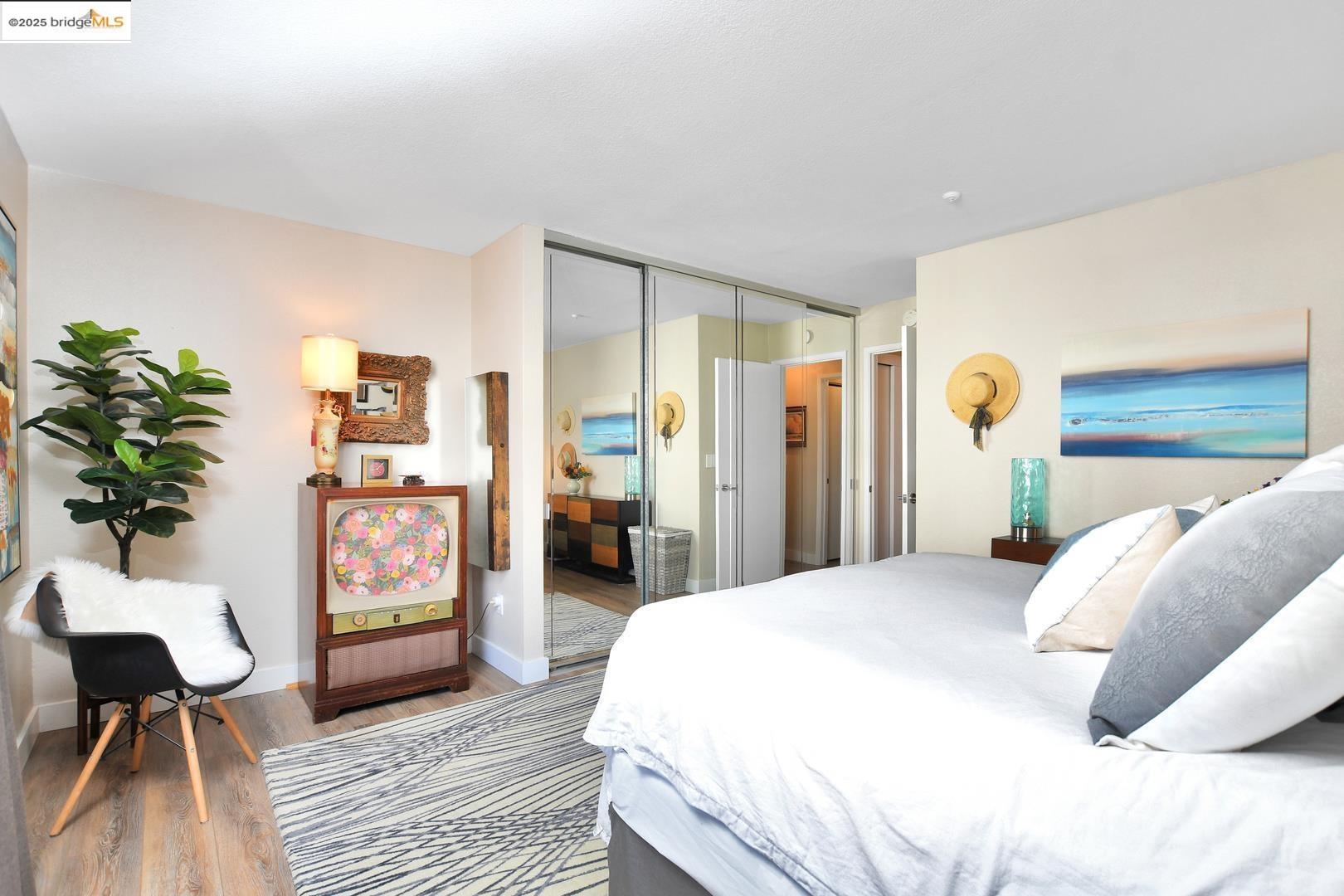 Photo #11: 41109198 Listing: Photo #11