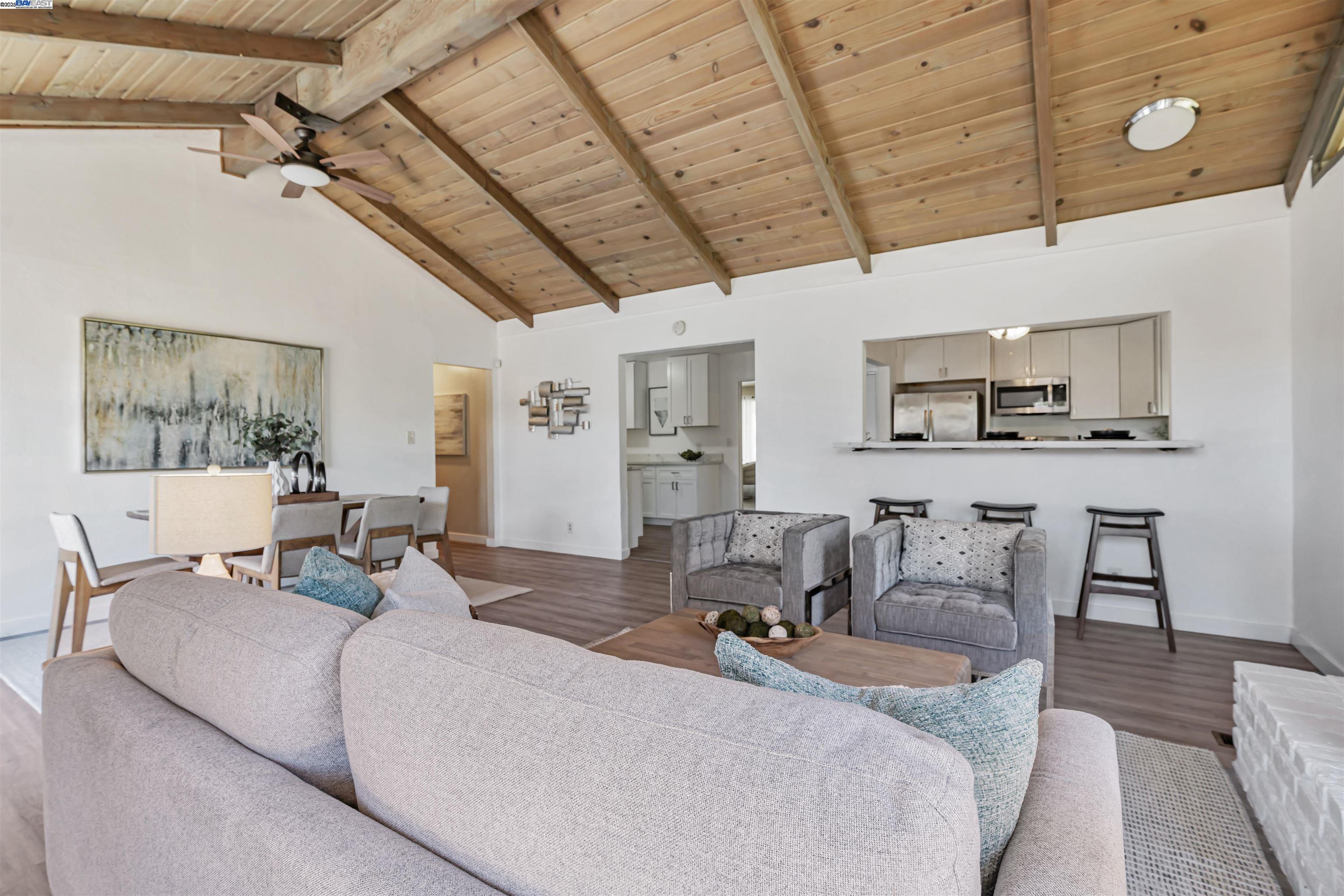 Detail Gallery Image 21 of 34 For 2884 W Rose St, Stockton,  CA 95203 - 3 Beds | 2 Baths