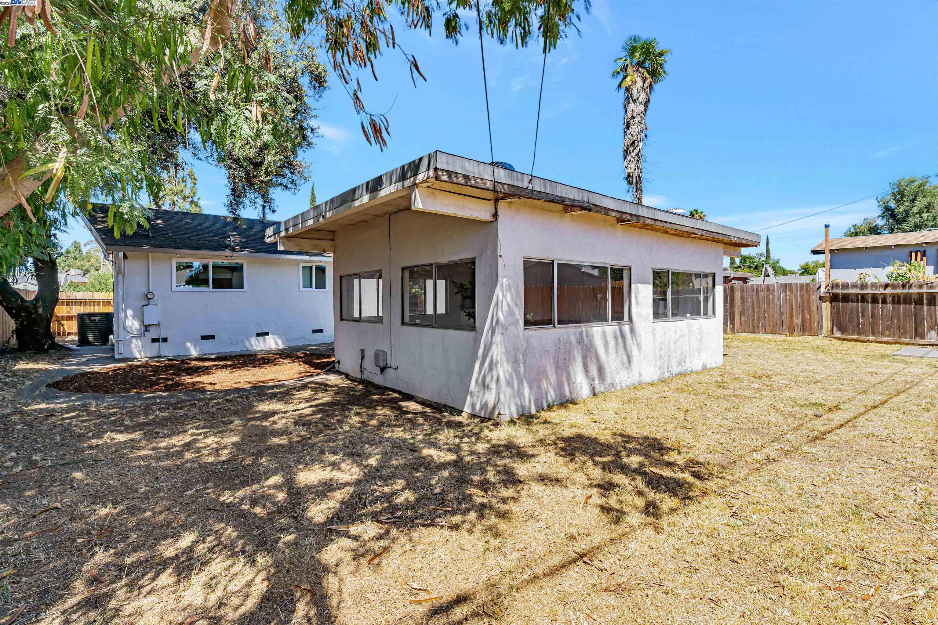 Detail Gallery Image 33 of 34 For 2884 W Rose St, Stockton,  CA 95203 - 3 Beds | 2 Baths