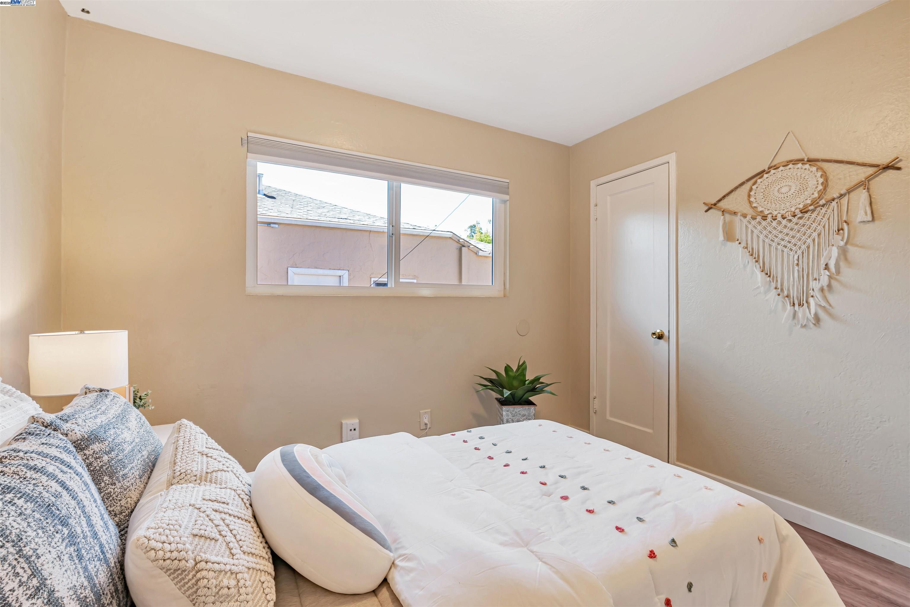 Detail Gallery Image 7 of 34 For 2884 W Rose St, Stockton,  CA 95203 - 3 Beds | 2 Baths