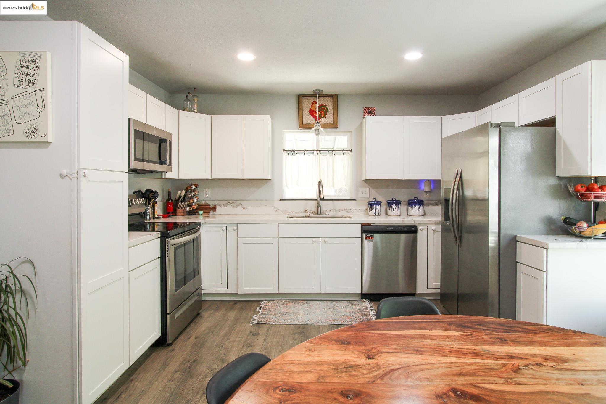 Detail Gallery Image 15 of 31 For 695 Stanislaus Ave, Angels Camp,  CA 95222 - 3 Beds | 1/1 Baths