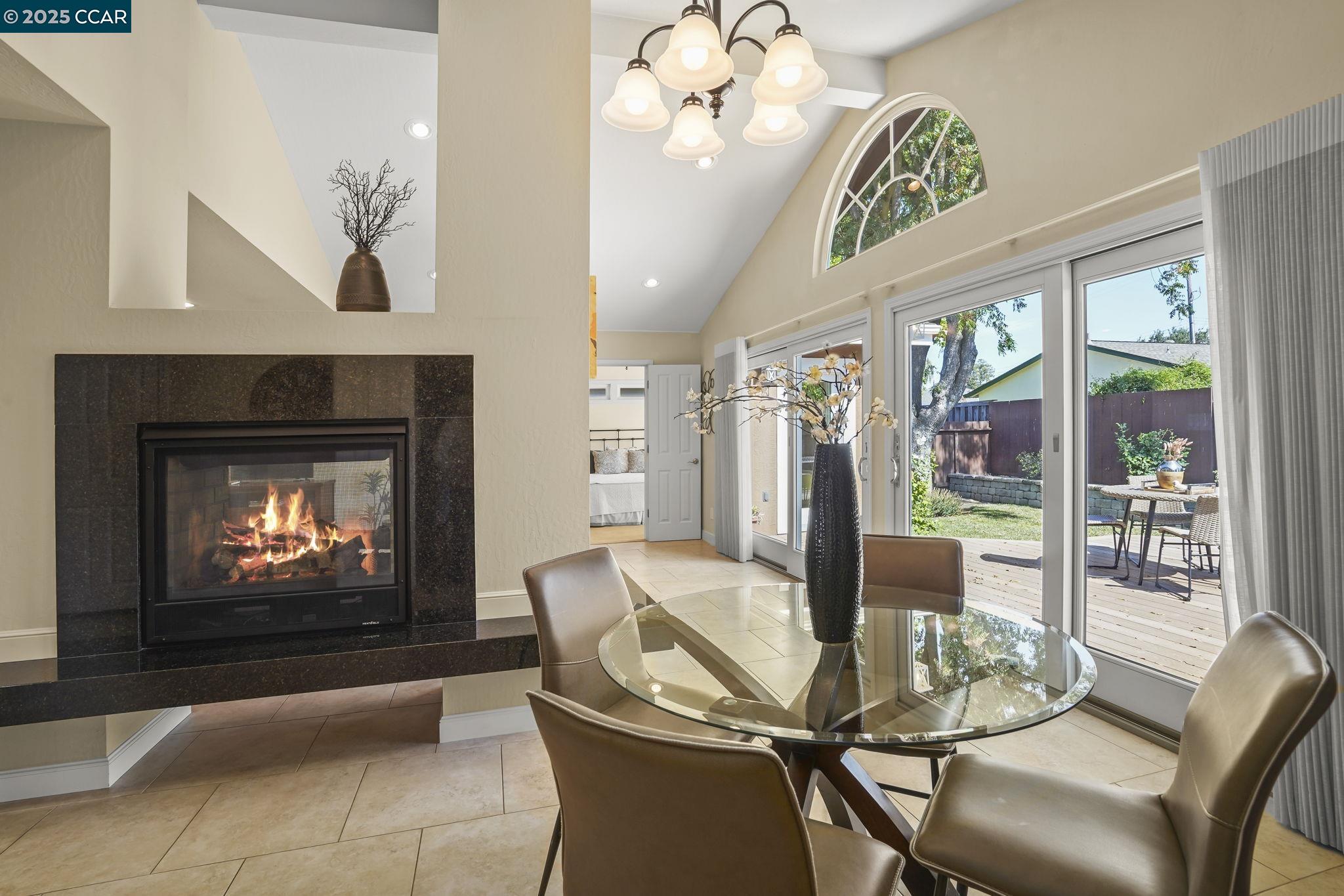Detail Gallery Image 11 of 29 For 1820 Kenwood Drive, Concord,  CA 91124-4519 - 4 Beds | 2 Baths