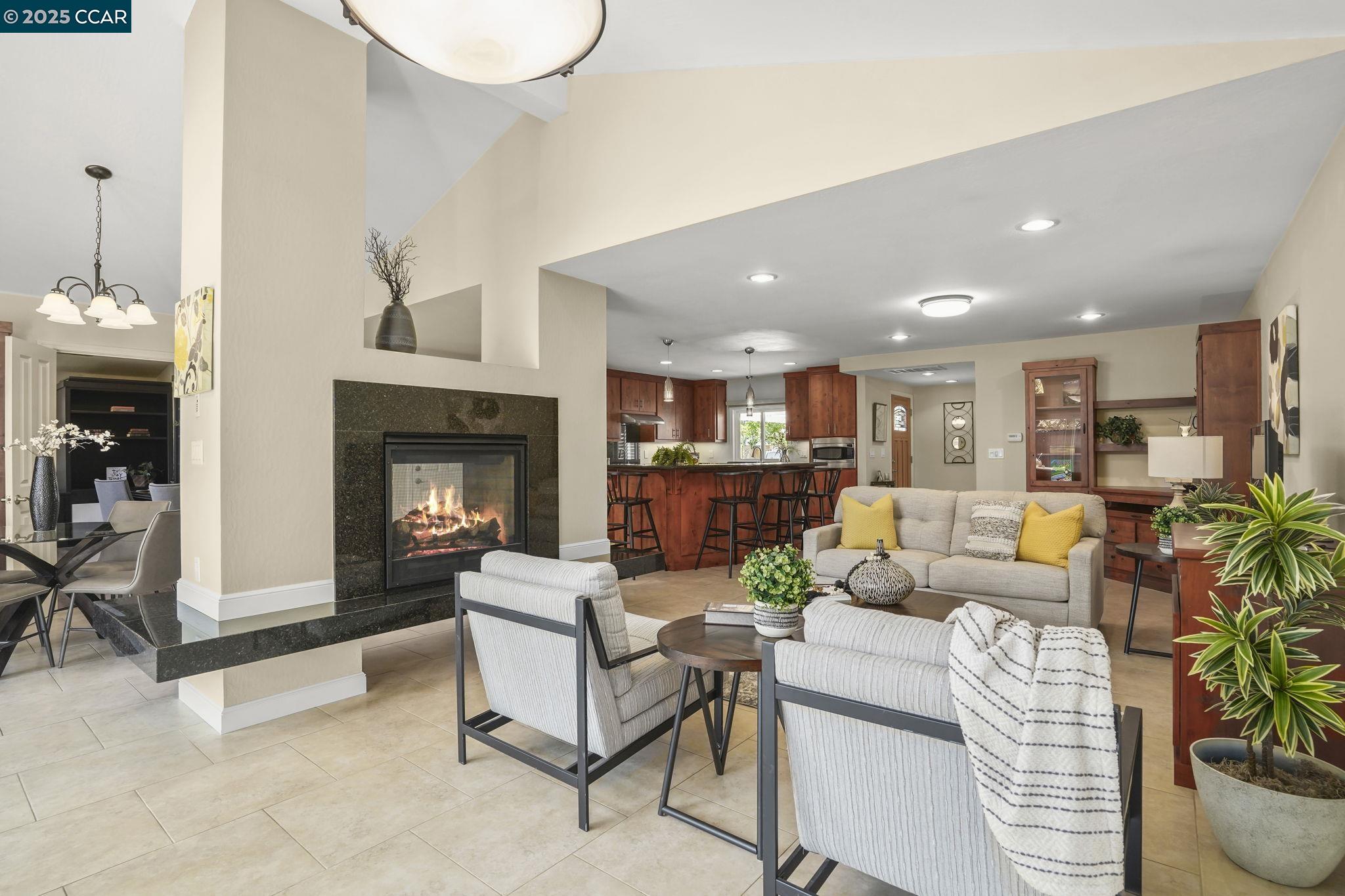 Detail Gallery Image 9 of 29 For 1820 Kenwood Drive, Concord,  CA 91124-4519 - 4 Beds | 2 Baths